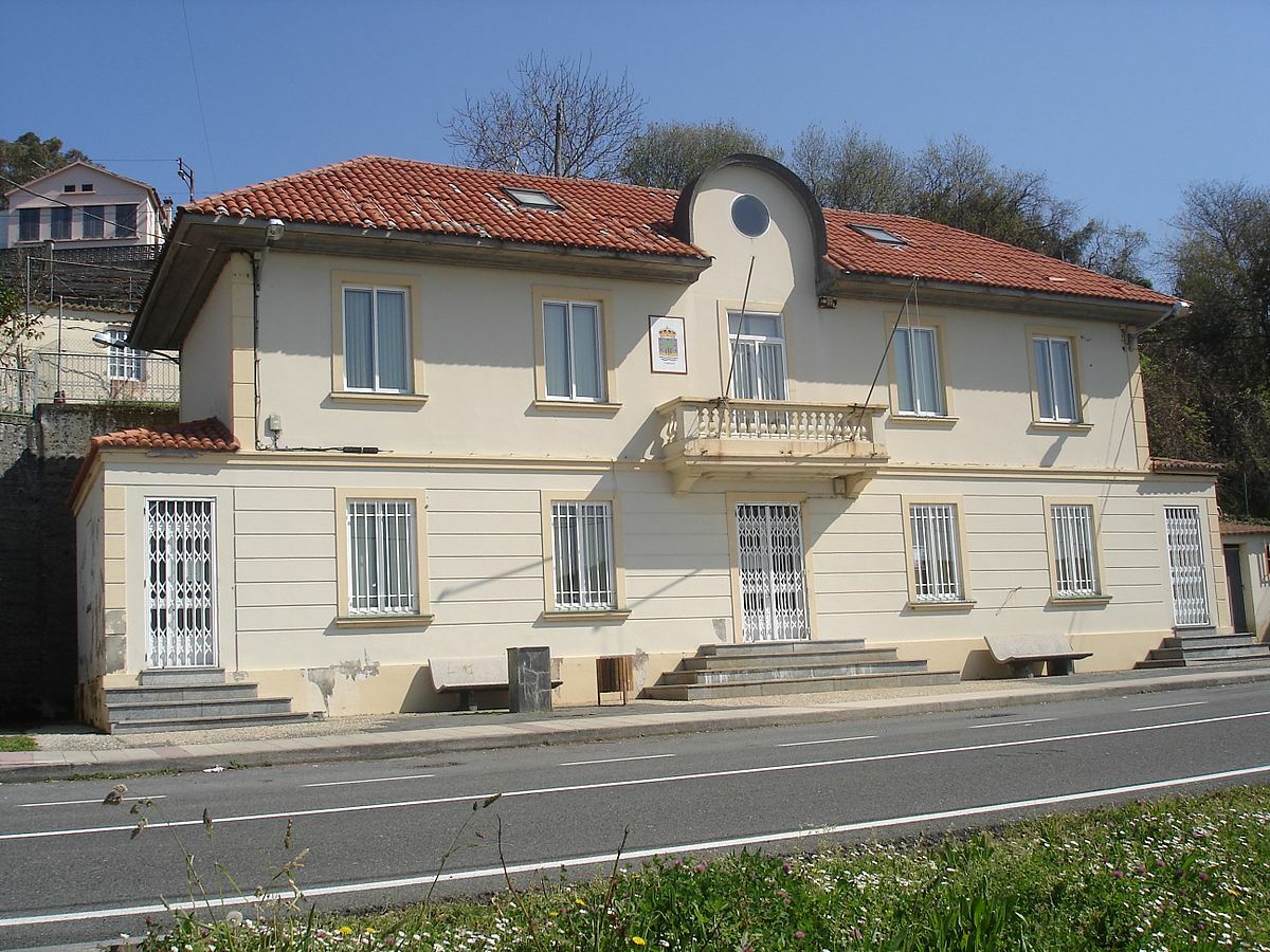 Casa_do_concello_de_Cabanas