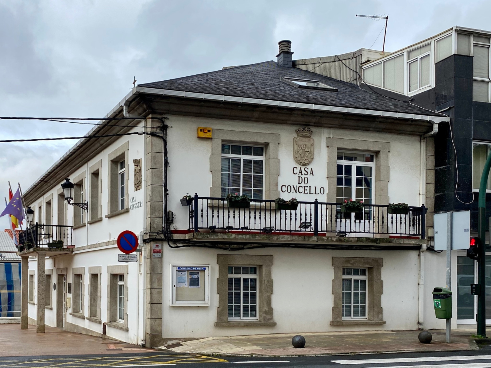 Casa do Concello de Neda