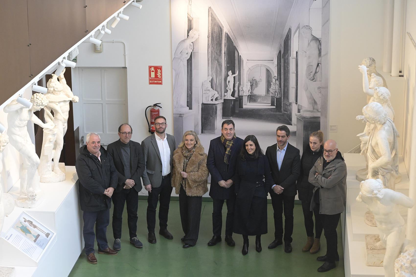 20210109RomanRodriguezVisitaEASDPicassoCoruña (2)