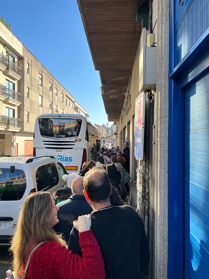 330984087_889226955697753_2873727733480775048_n