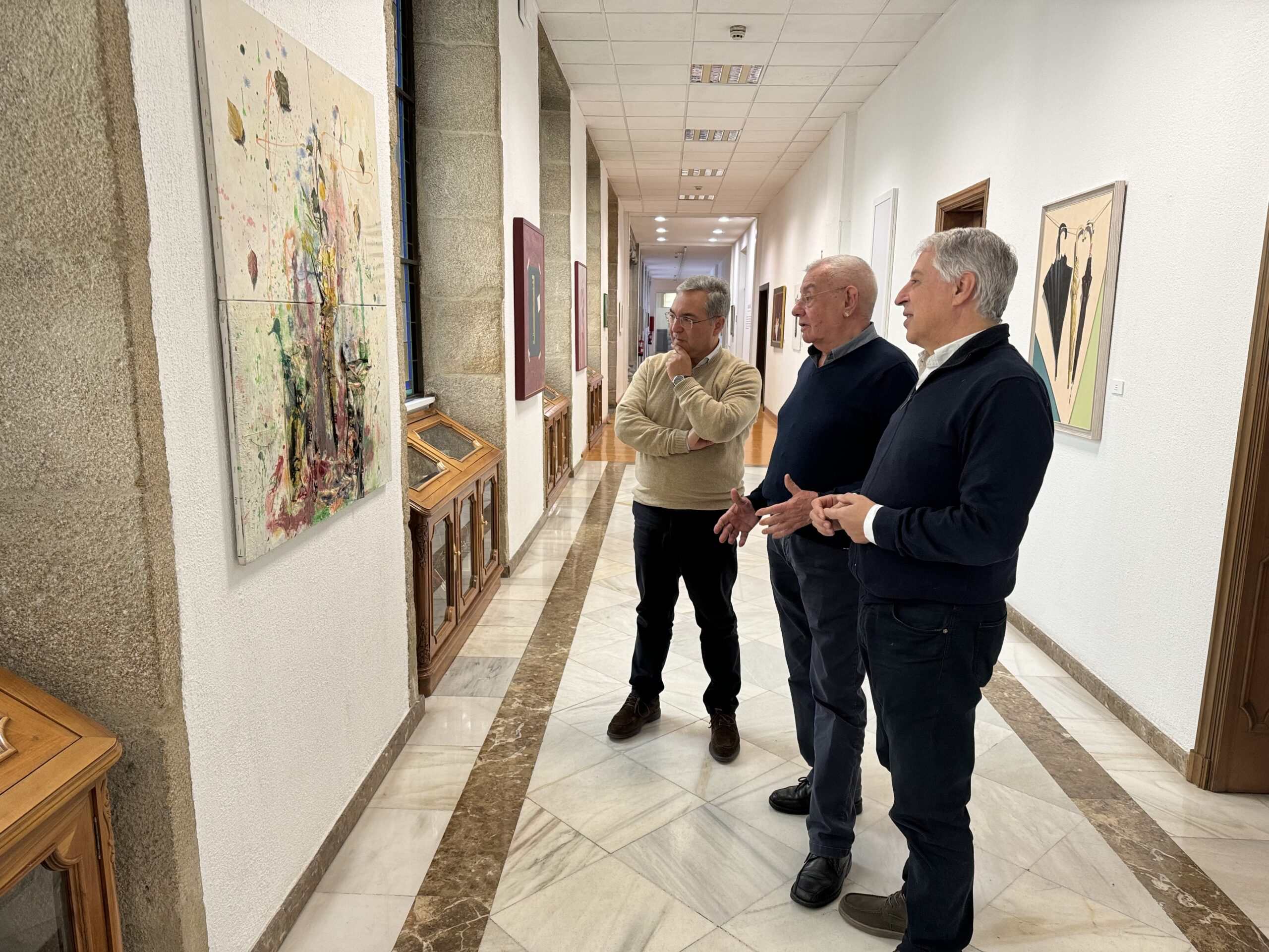 Exposición Pinturas Diversas de Leando (1)