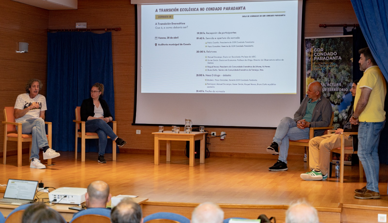 Charla Comunidades Enerxéticas celebrada den Covelo (1)