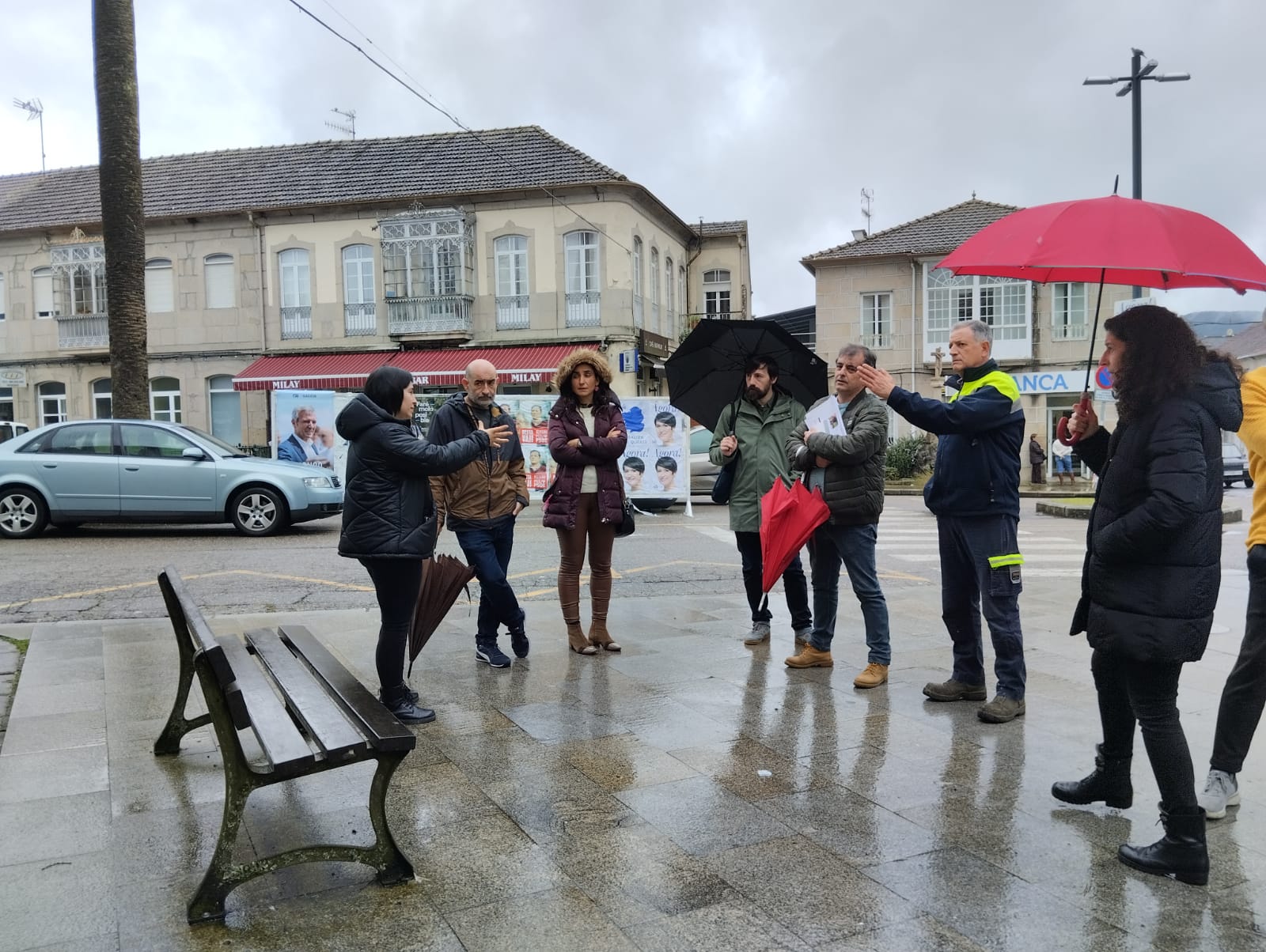Elena Naveira e técnicos Da Túa Man (2)