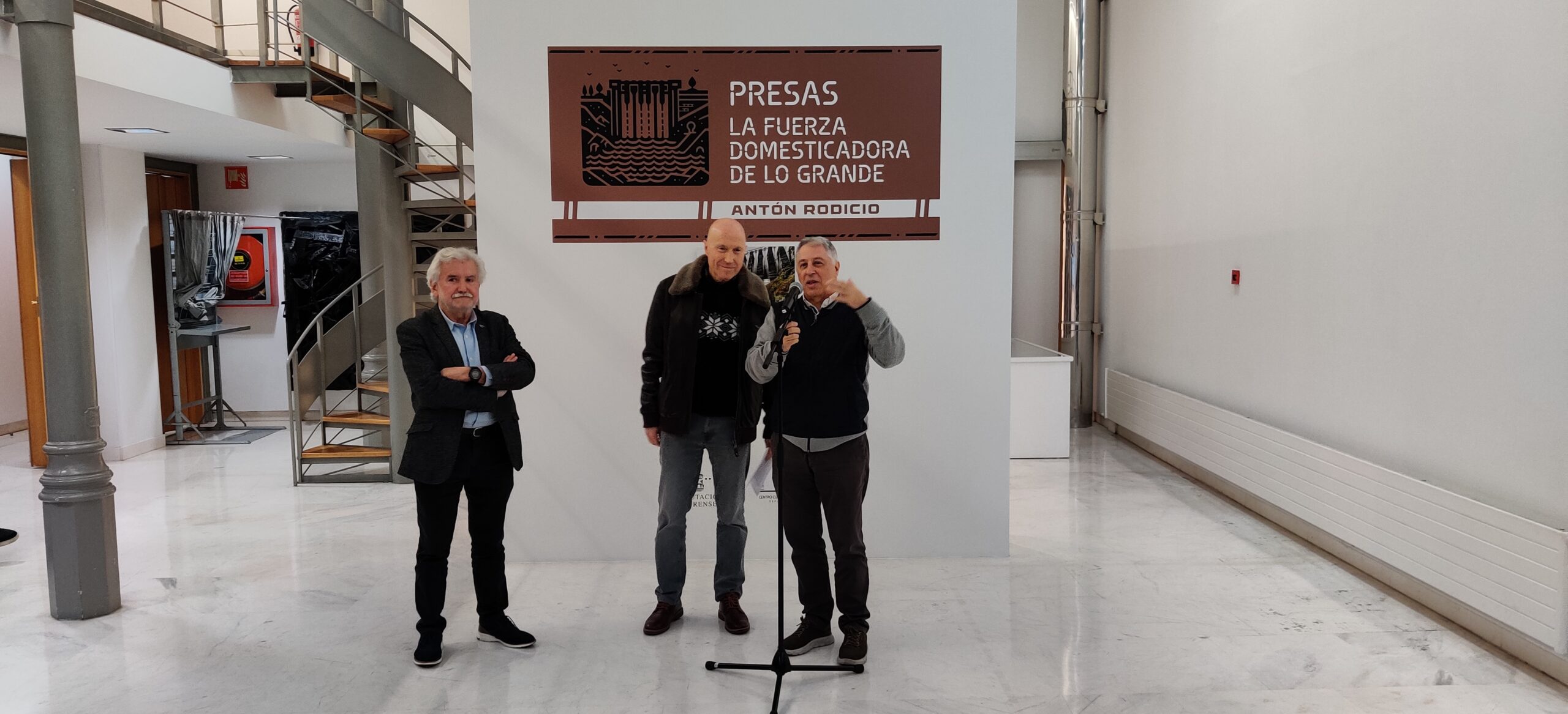 Exposicioìn Antoìn Rodicio – 2