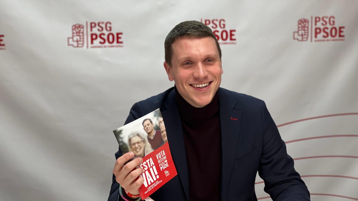 IMAXE-Aitor-Bouza-presentando-o-programa-electoral-especifico-para-Compostela-1200×675