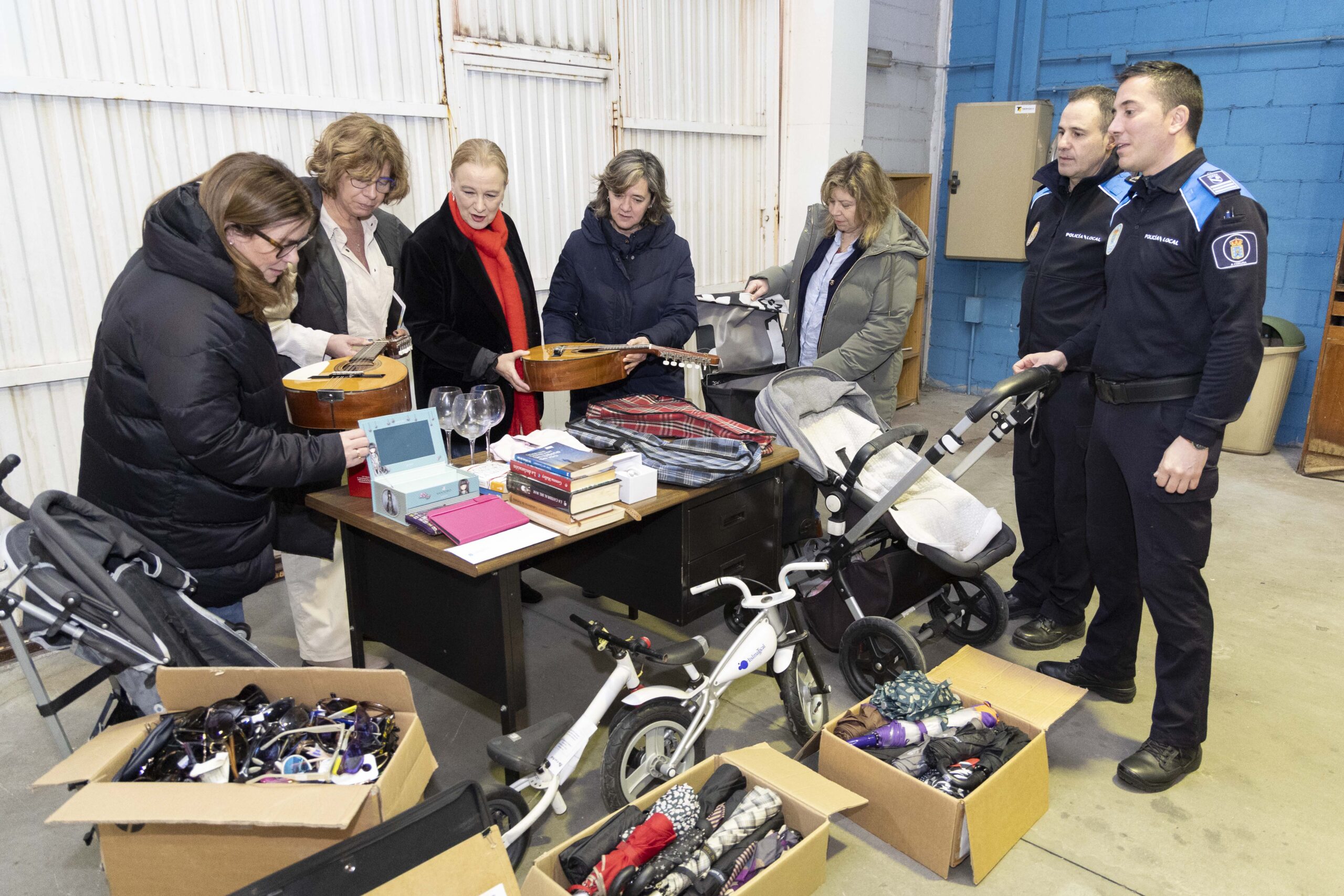 apg_20240212_PAZ_DOAZON_ONG_OBXETOS_PERDIDOS_POLICIA_002