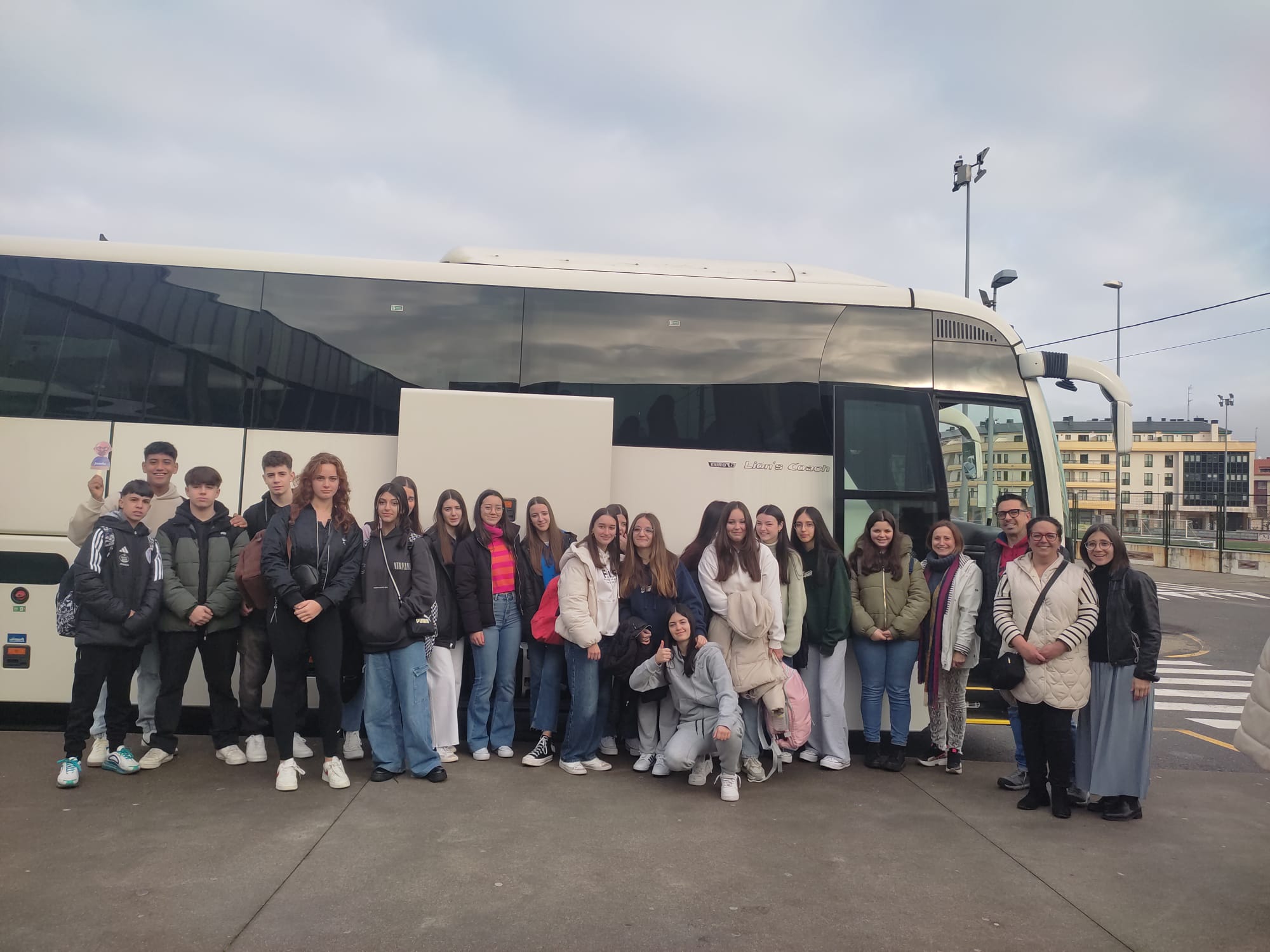 Almunado CPI de Cova Terreña visita localidad hermana Pornic