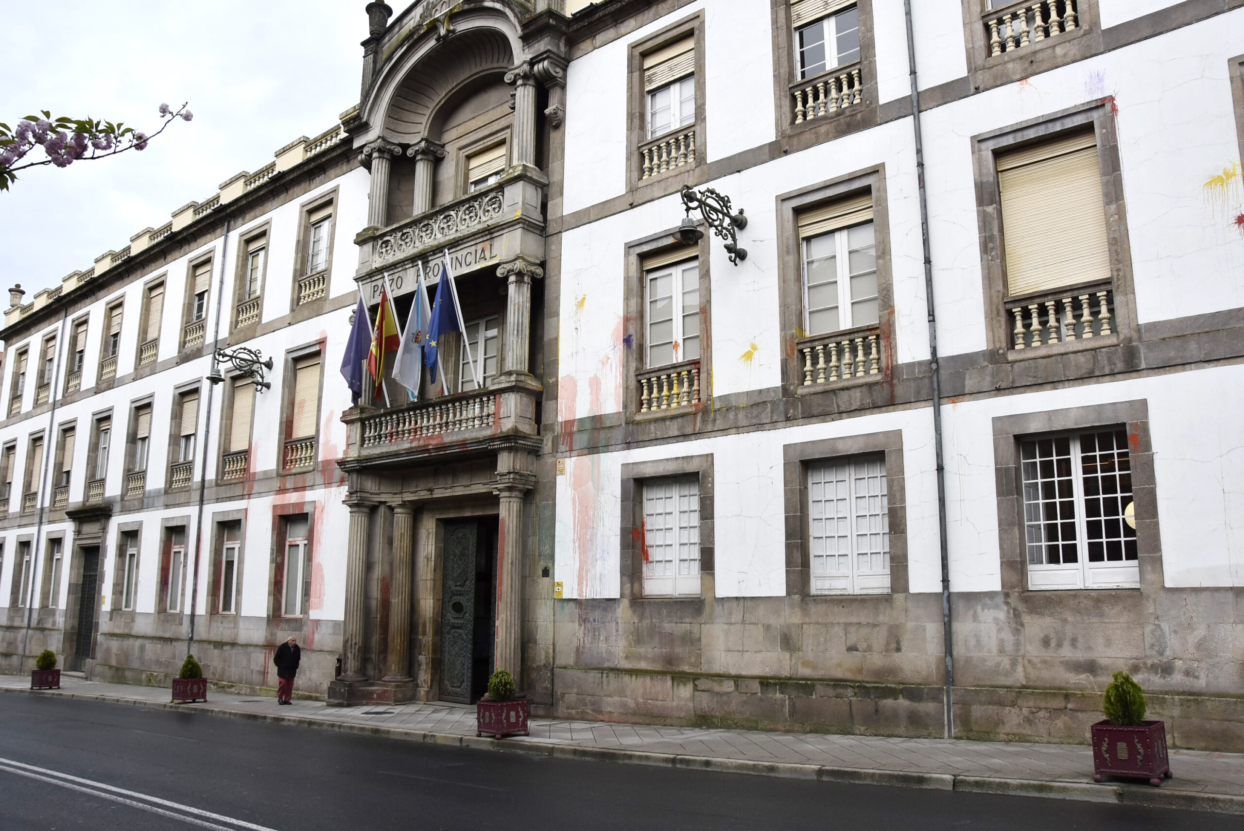 Danos fachada Deputacion 2 scaled