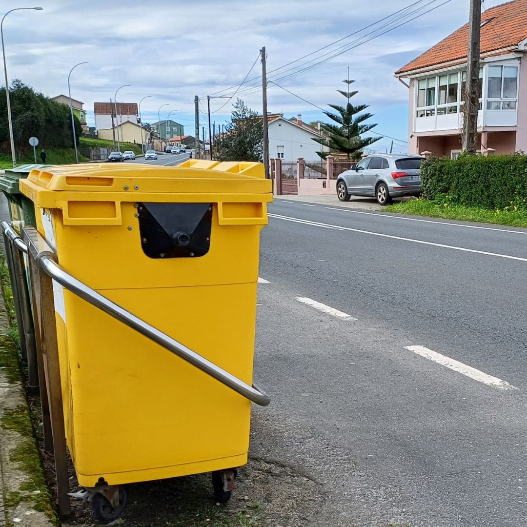 contenedores en avda. Médico Cebreiro