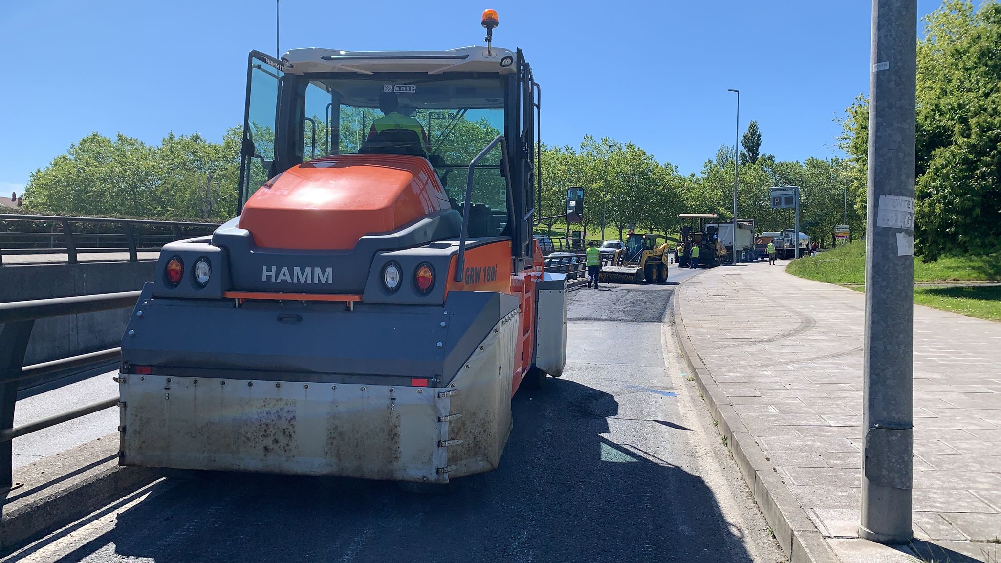 17125814371645348654Asfaltado