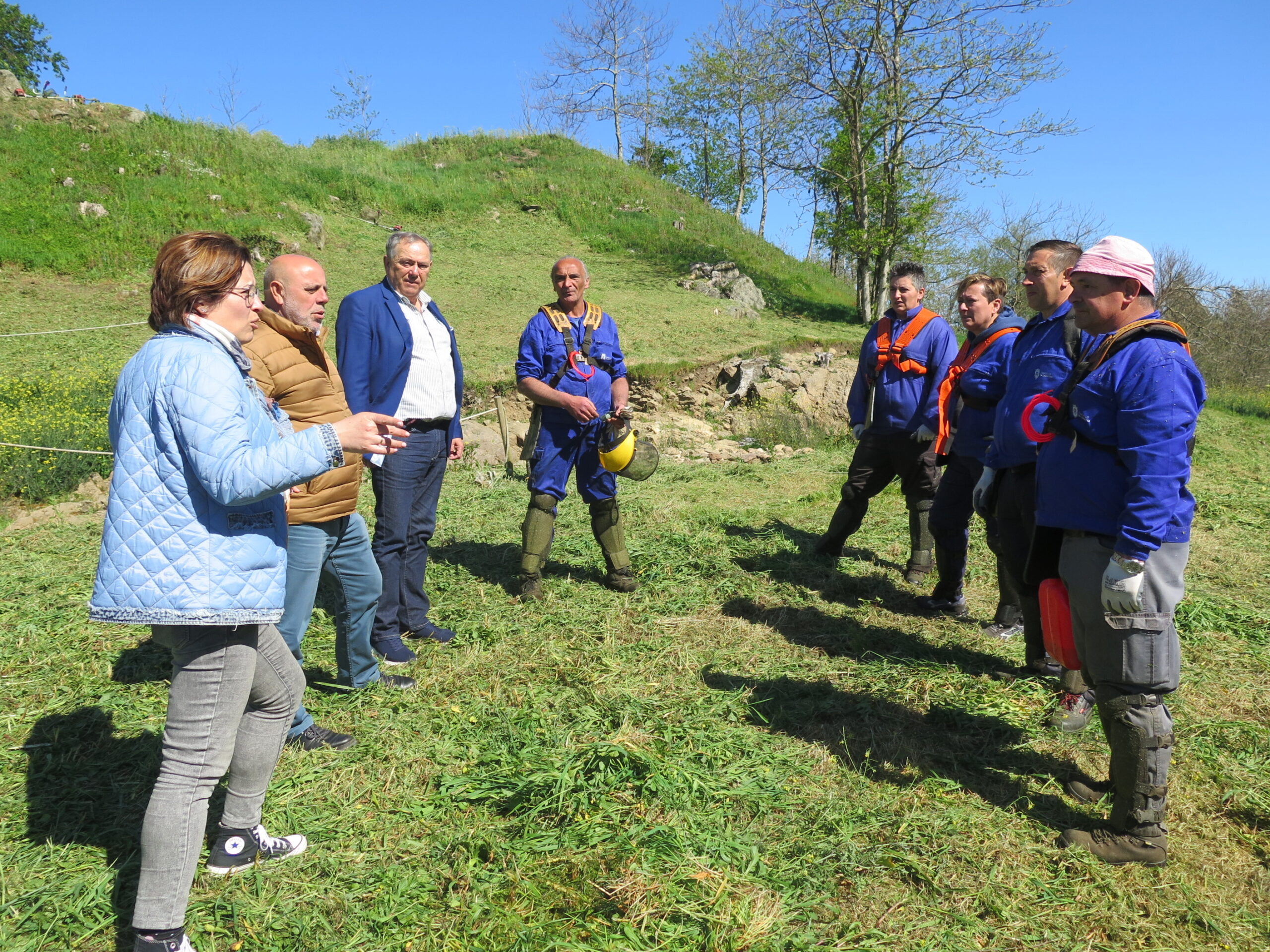 2024.04.22.- Brigadas medioambientais no Castro de Montes Claros
