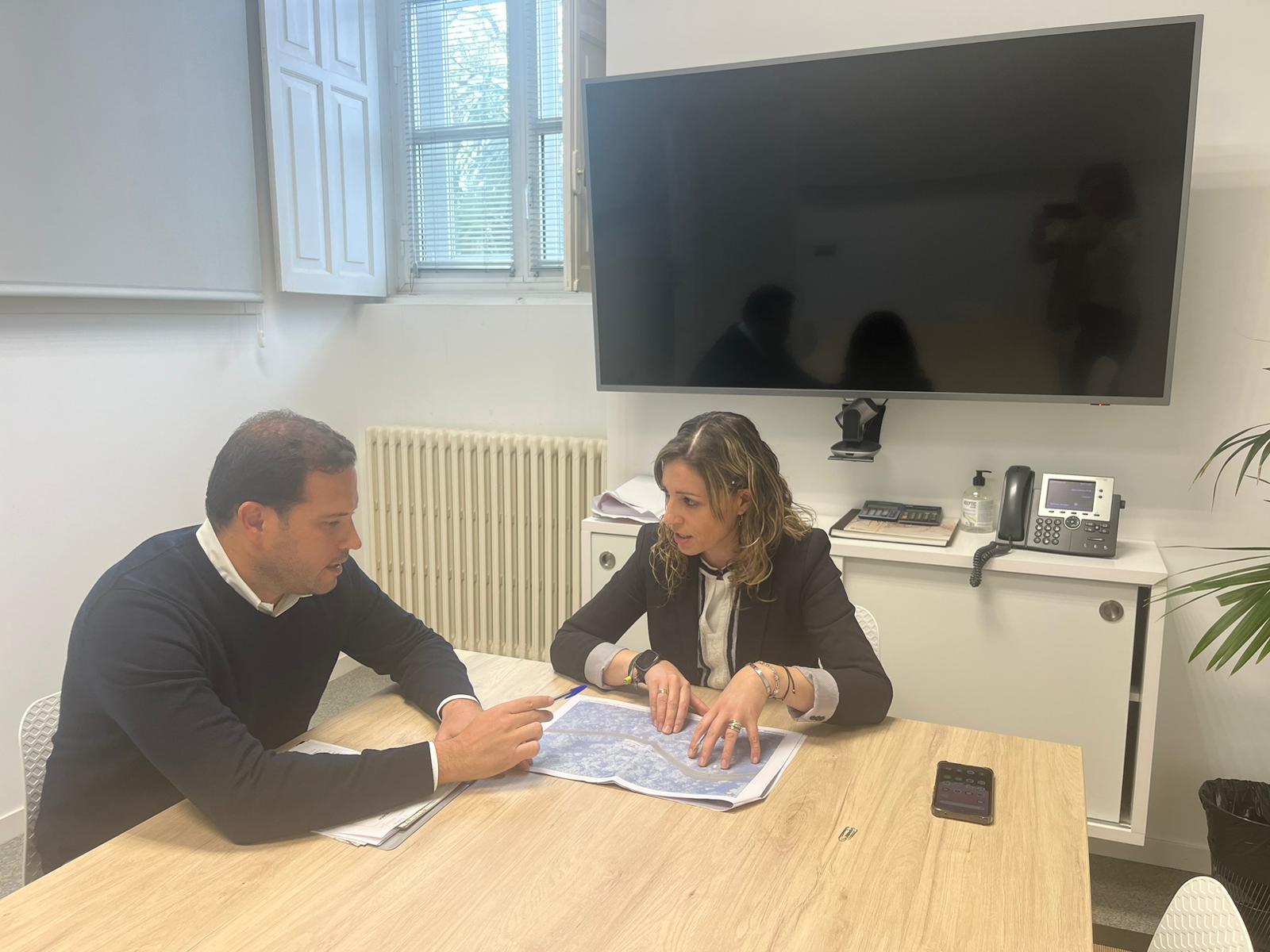 20240403_ISABEL COUSELO_JORGE CUBELA_ESTRADA XESTEIRA-ALMOFREI (2)