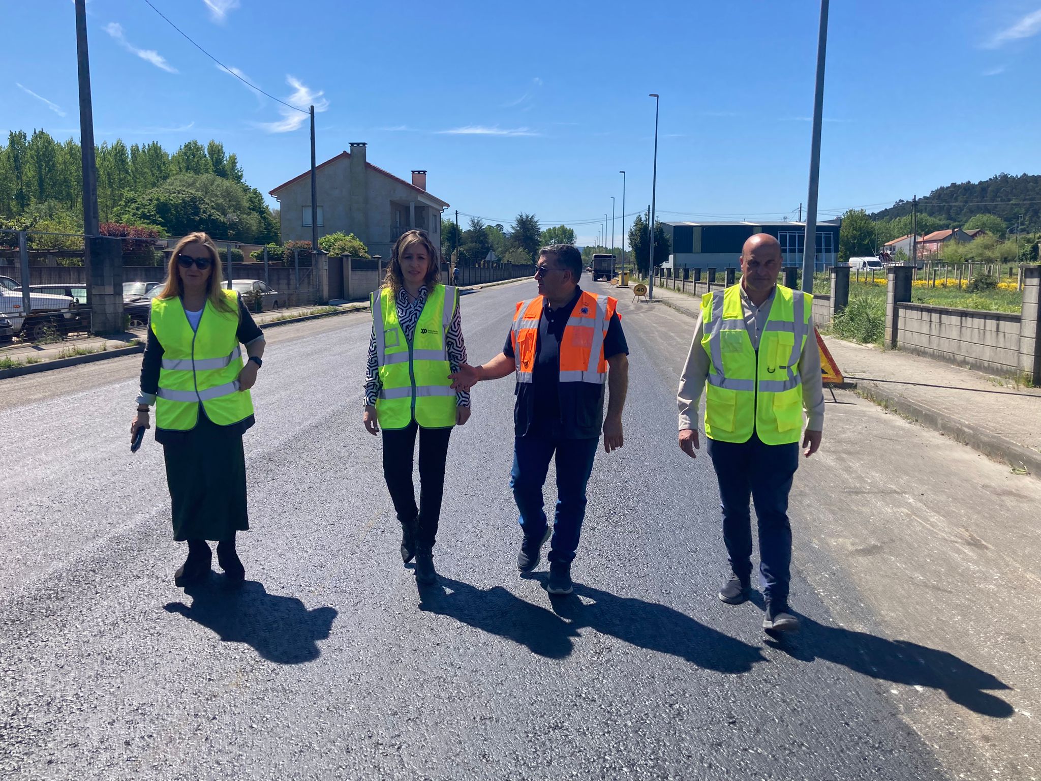 20240419_isabel couselo_estrada provincial_portas