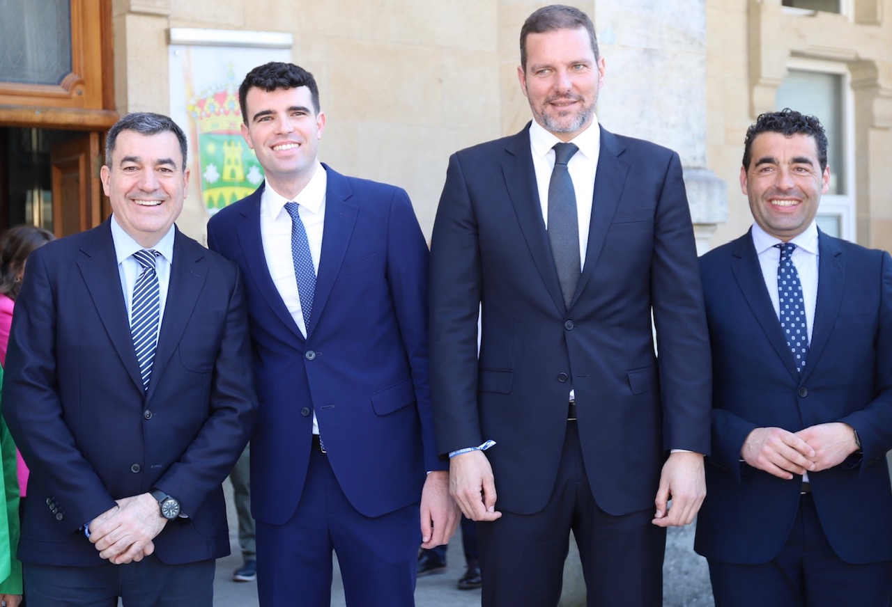 20240420_LuisLópez_AEstrada_03