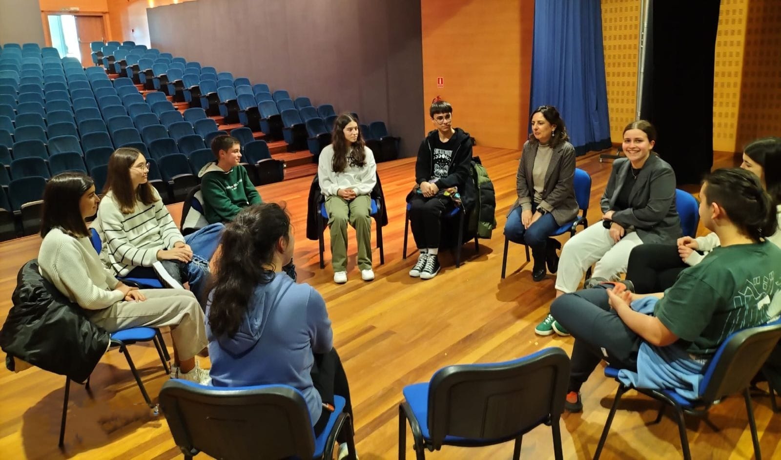 Aventuras e emocións na Escola Municipal de Teatro de Tomiño 02