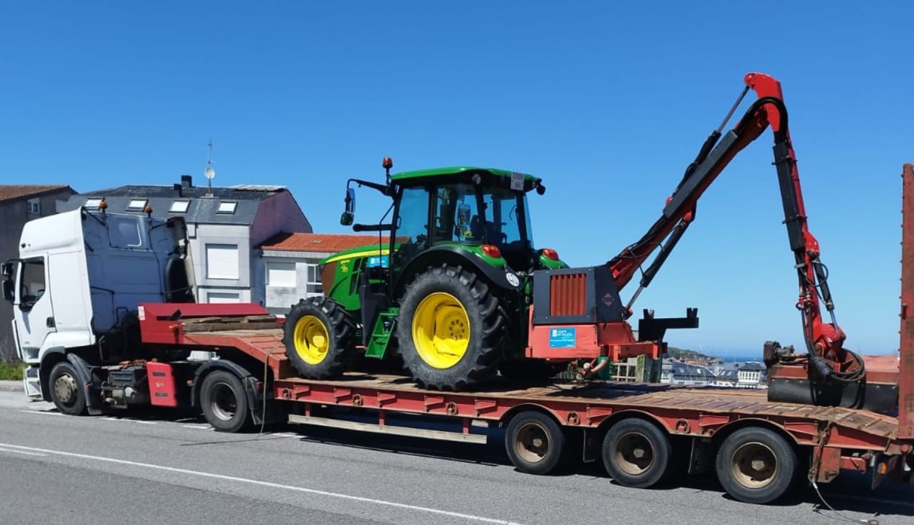 CESIÓN TRACTOR XUNTA DE GALICIA
