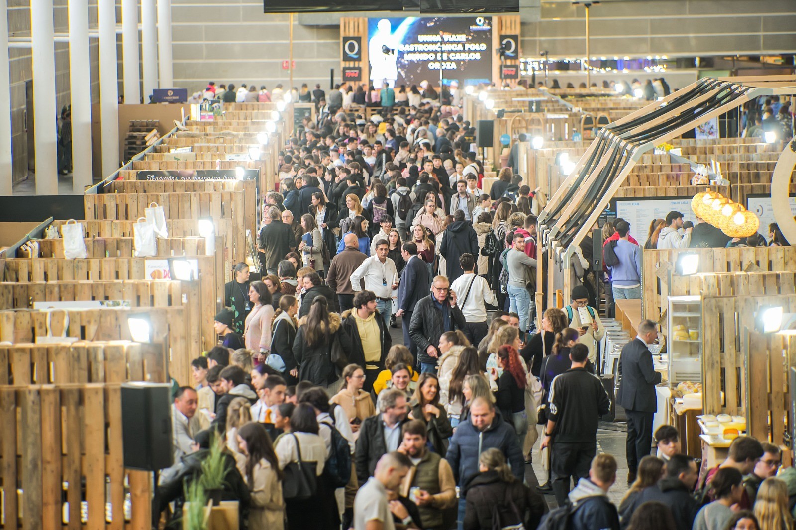 Etiqueta Negra no recinto feiral 1