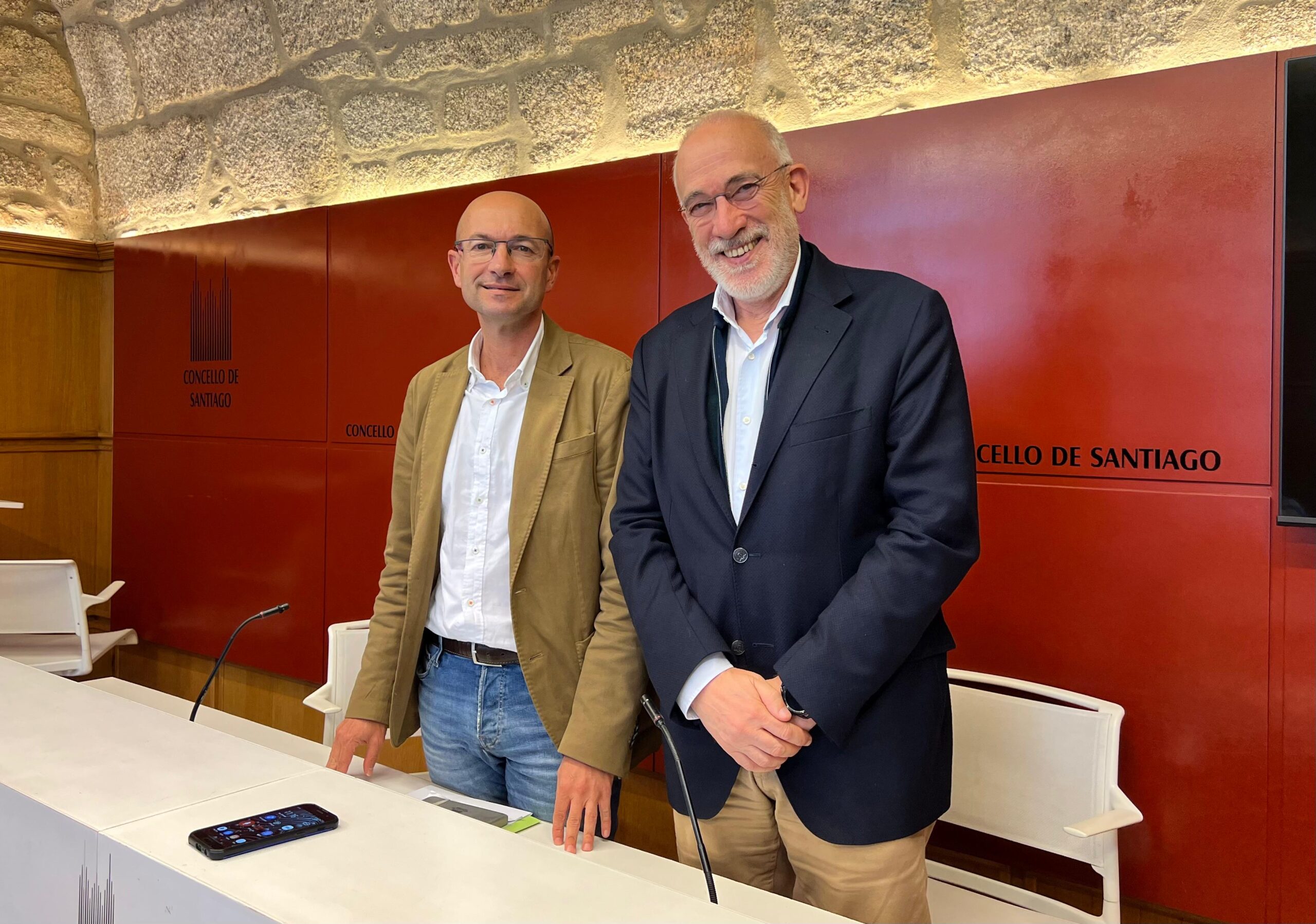 IMAXE – Gonzalo Muíños e Sindo Guinarte durante a rolda de prensa