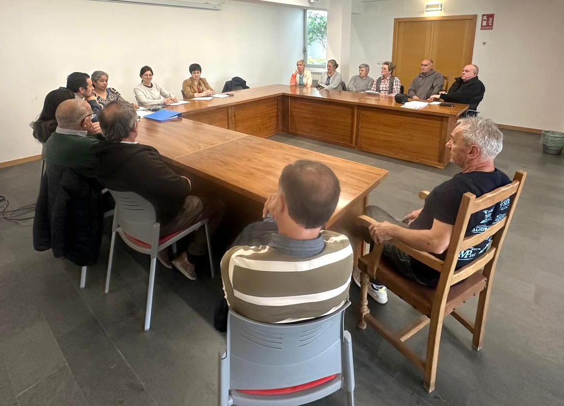 O Rosal impliěcase coa auga