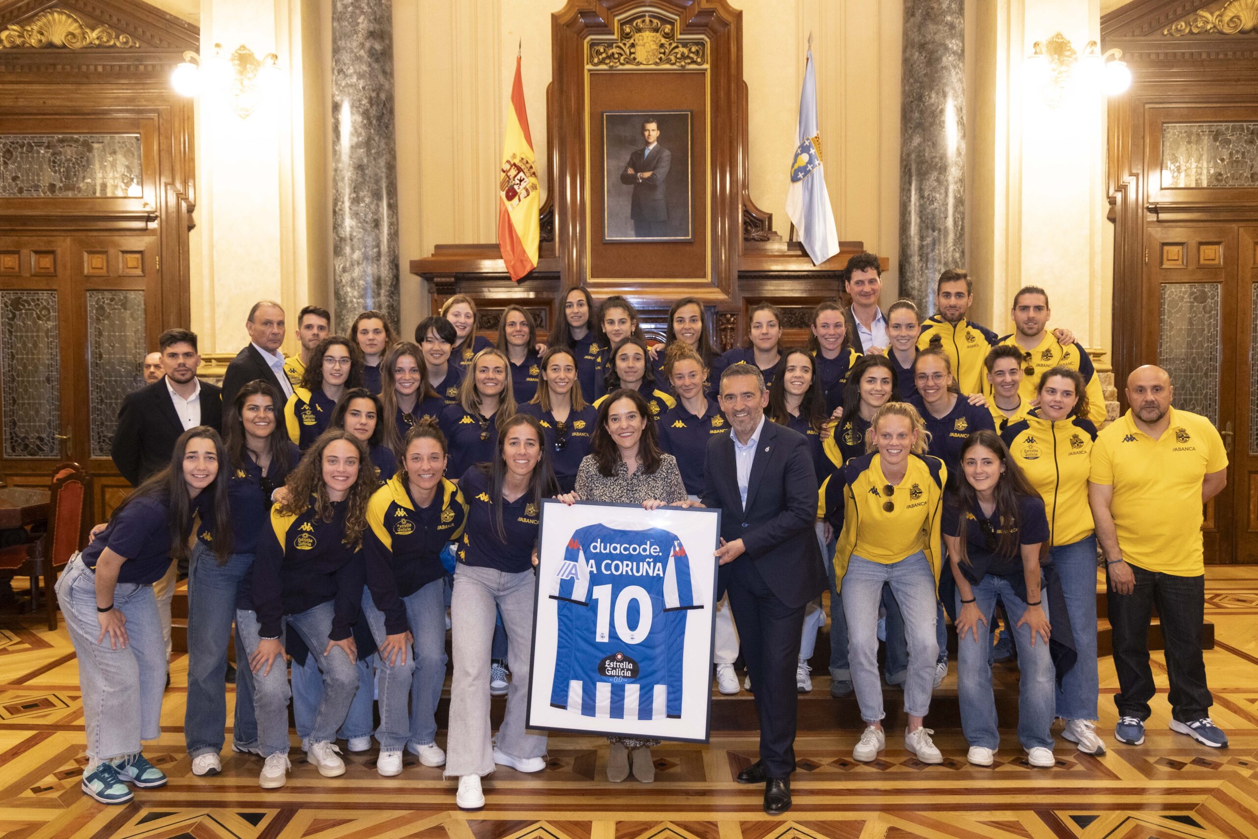 apg_20240422_ALCALDESA_RECEPCION_DEPOR_ABANCA_ASCENSO_015