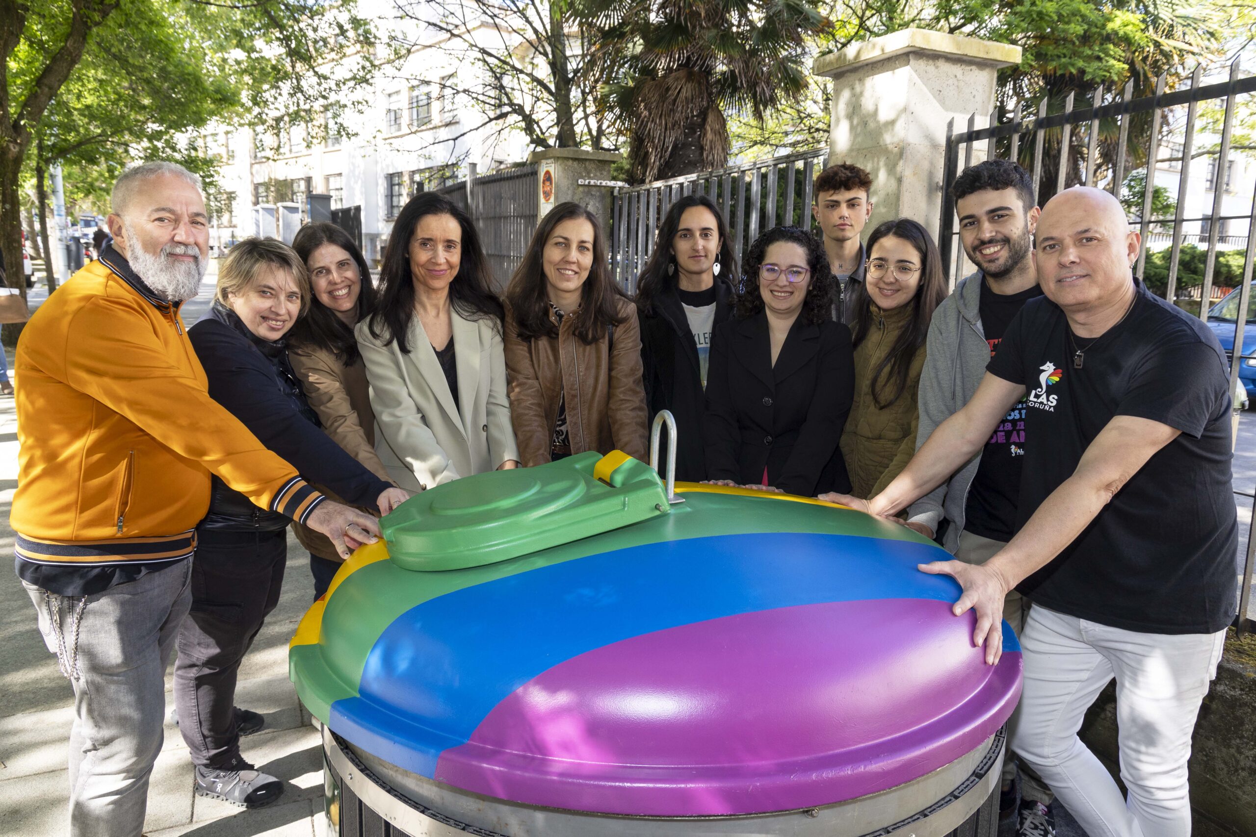 apg_20240424_DIAZ_NEIRA_CONTENEDORES_LGTBI+_003