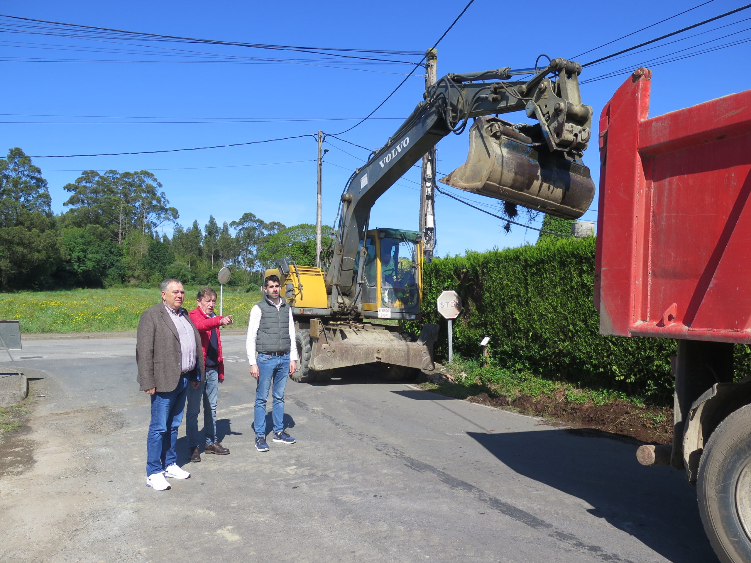 2024.05.24.- Obras estrada Igrexario de Golmar-San Pantaión