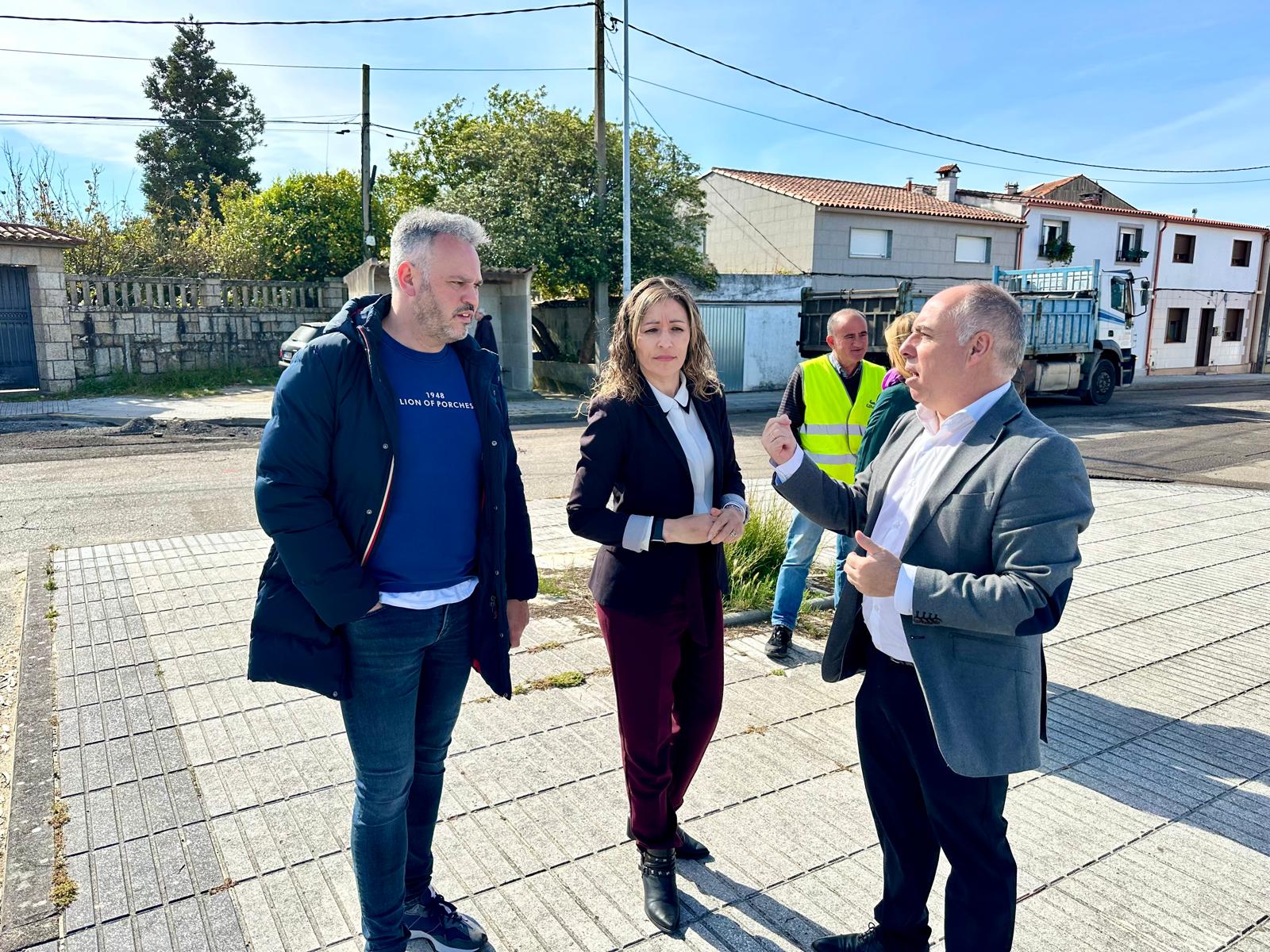 20240507_isabel couselo_javier touris_estrada provincial as sinas-vilanova (1)