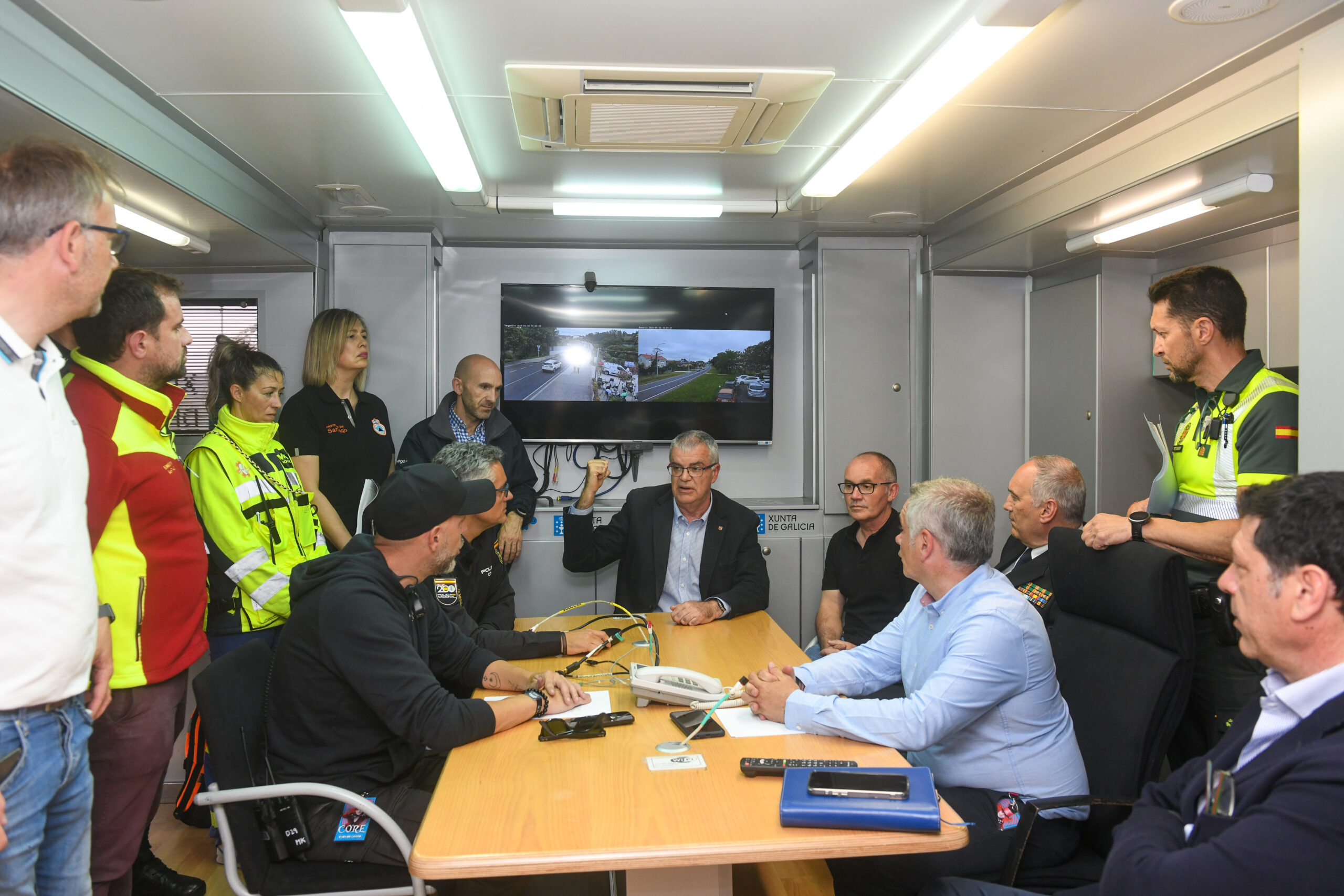 Santiago Villanueva, participa na constitución do Posto de Mand