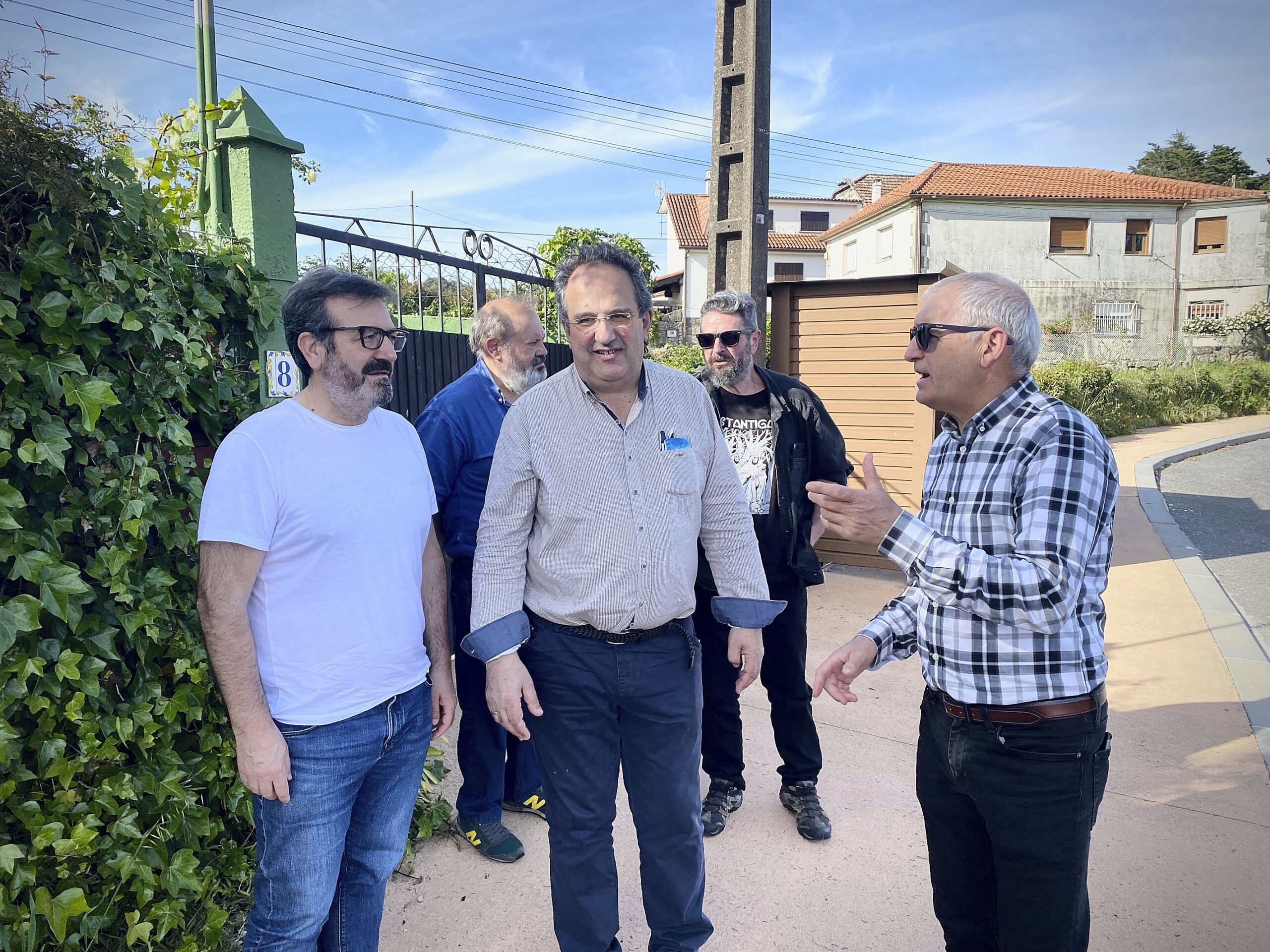 Bará con Ernesto Filgueira e outros membros do BNG de Cerdedo-Cotobade