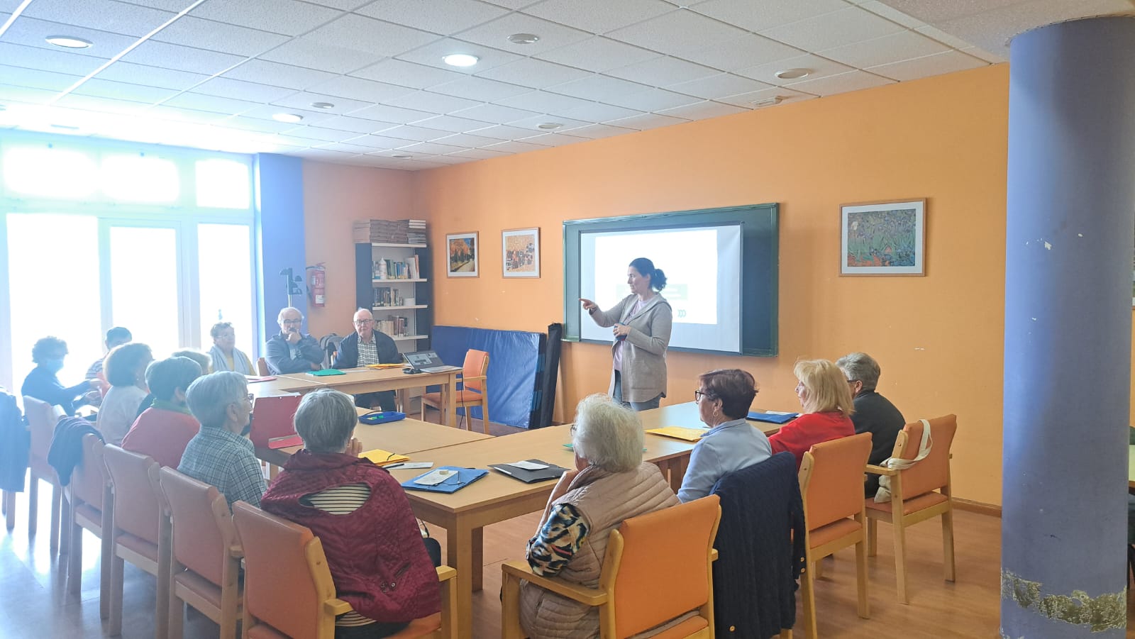 OBRADOIROS CULTIVA A MENTE AFAGA COVELO (2)