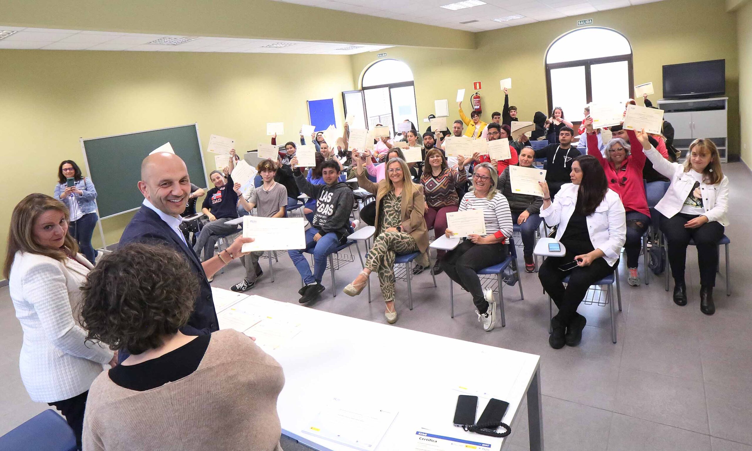 plan-integrado-emprego-entrega-diplomas-porrino