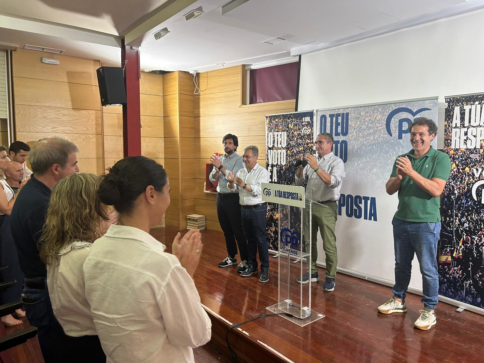 Foto mitin PPdeOU no Carballiño_1