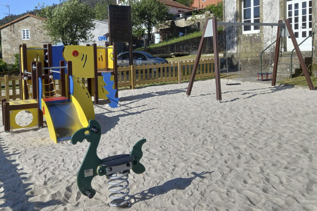 ParqueInfantilCornanda2