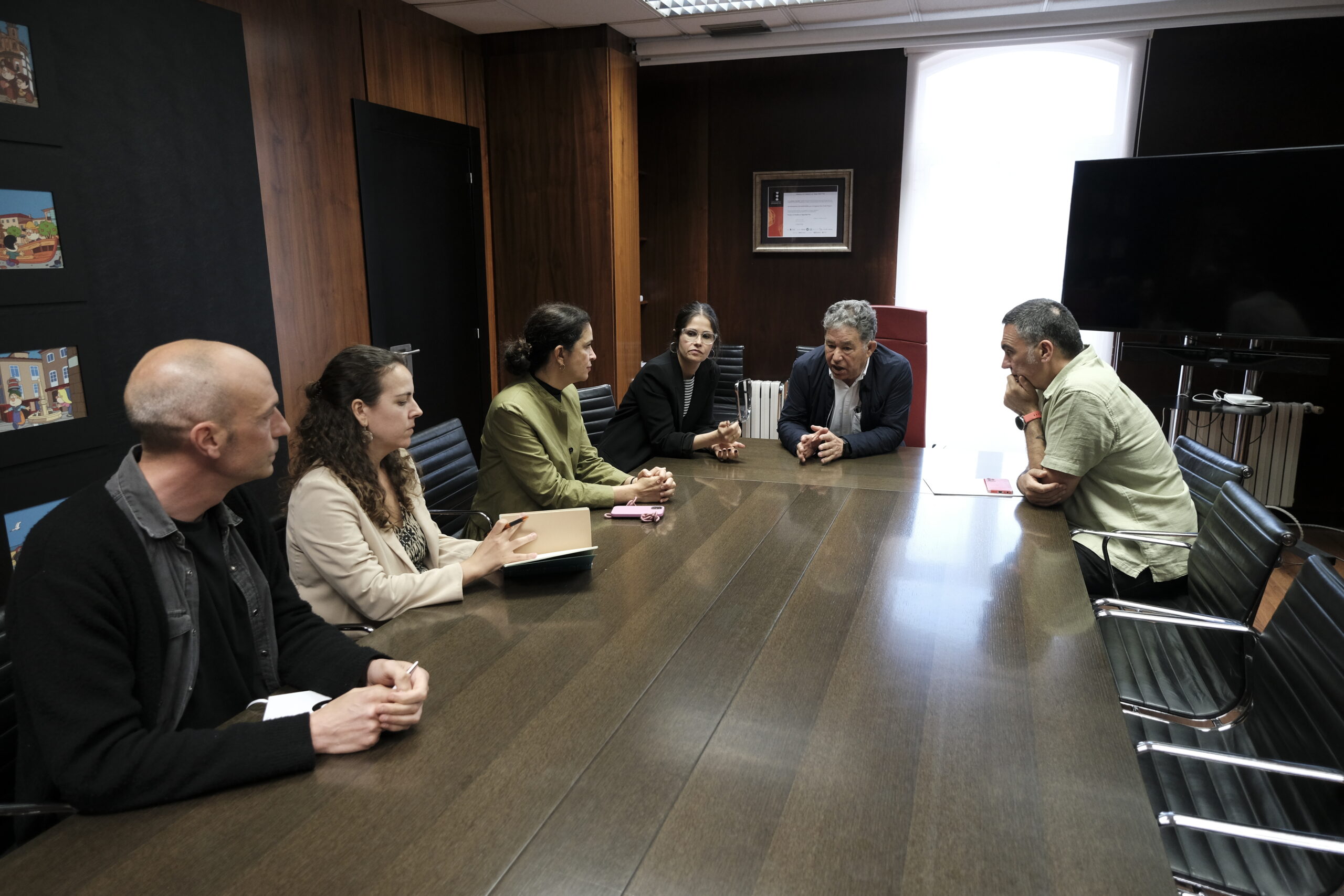 Reunion co sector do audiovisual galego polos premios Feroz xuño 2024 – 7