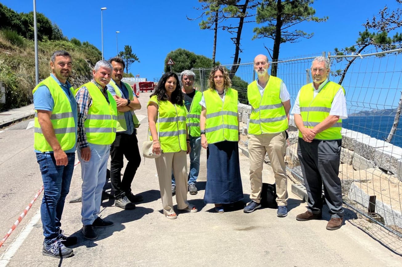 20240704_isabel couselo_jesus vazquez almuiña_visita estrada subida virxe da rocha