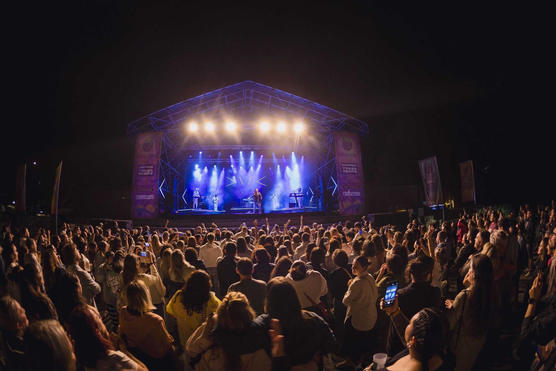 30ce05b7-b800-4b94-8eae-4186fe388744