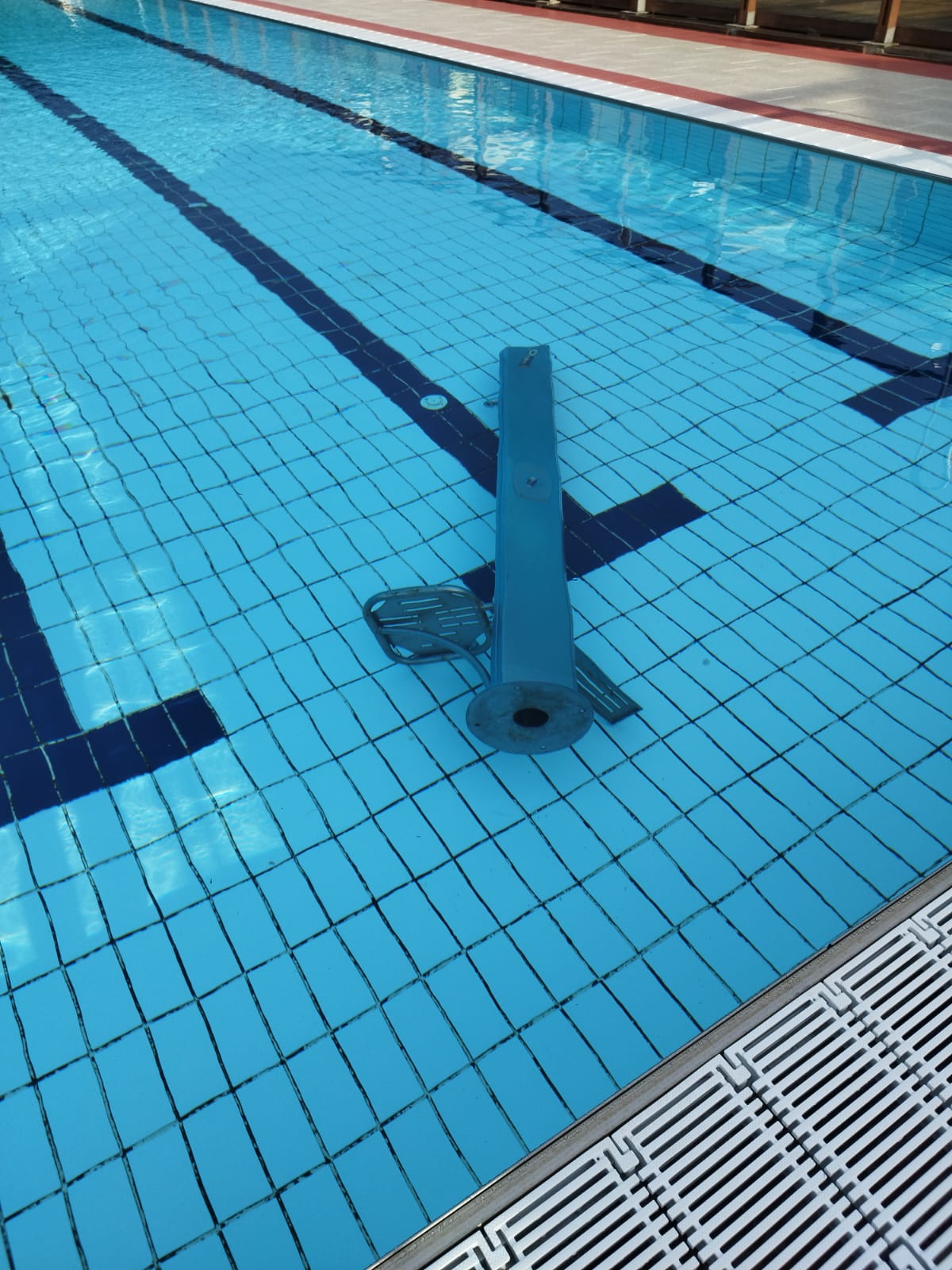 PISCINA MUNICIPAL DE LAXE – ACTOS VANDALICOS