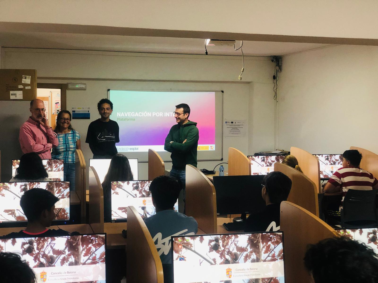 24 jóvenes de Baiona aprenden competencias digitales este verano