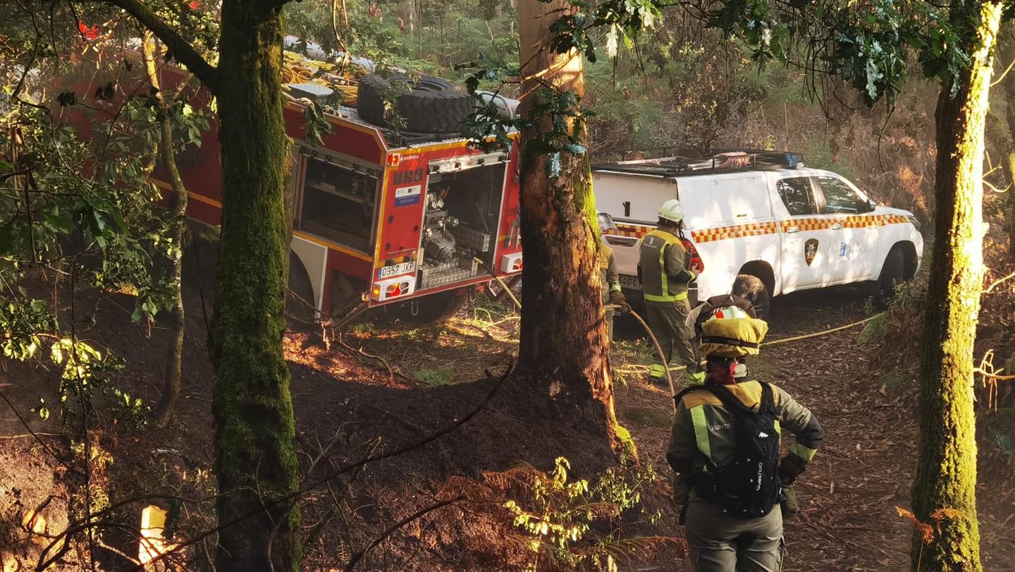 Incendio arquivo Cuntis