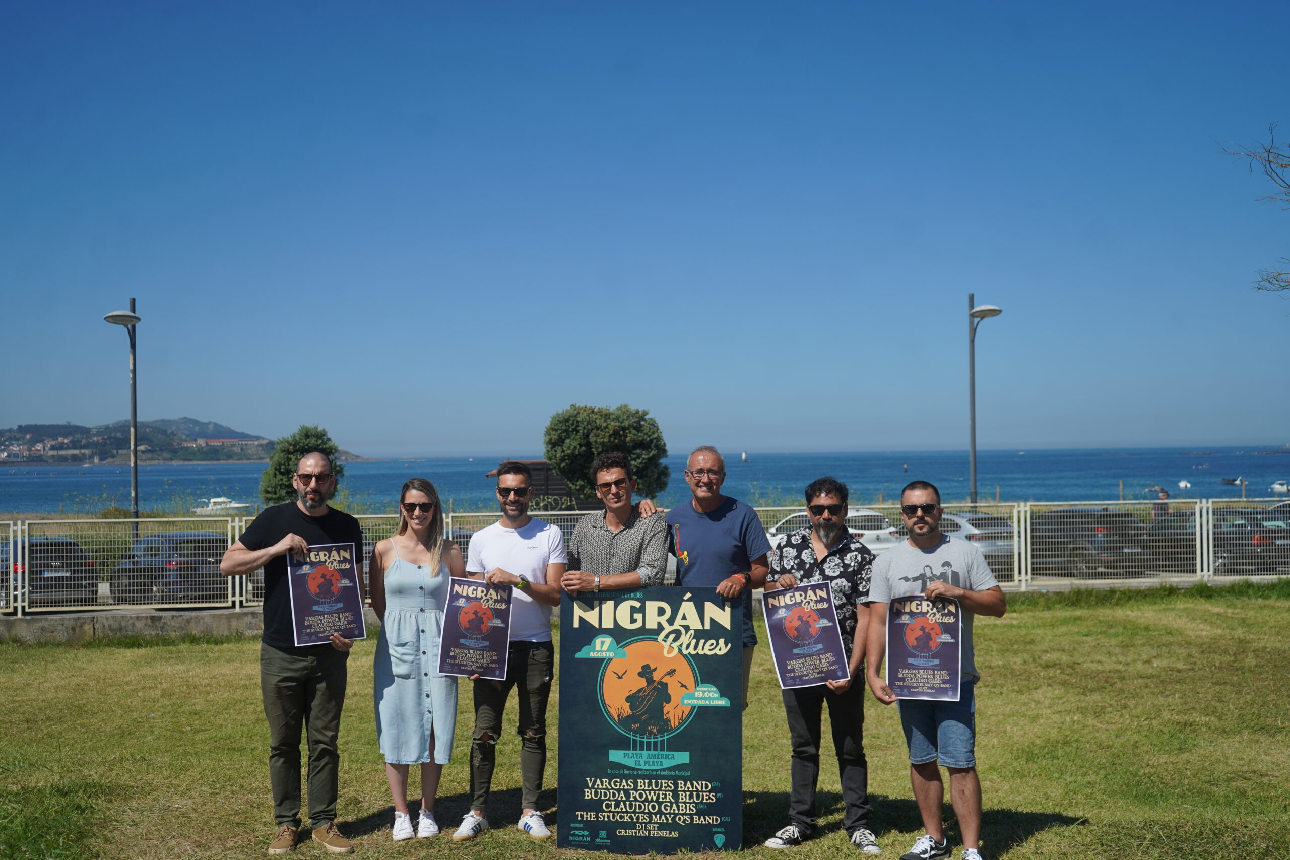 PresentacionAlcaldeConcelleirosProduccionGrupoStuckyesMayQ´sBand (1)