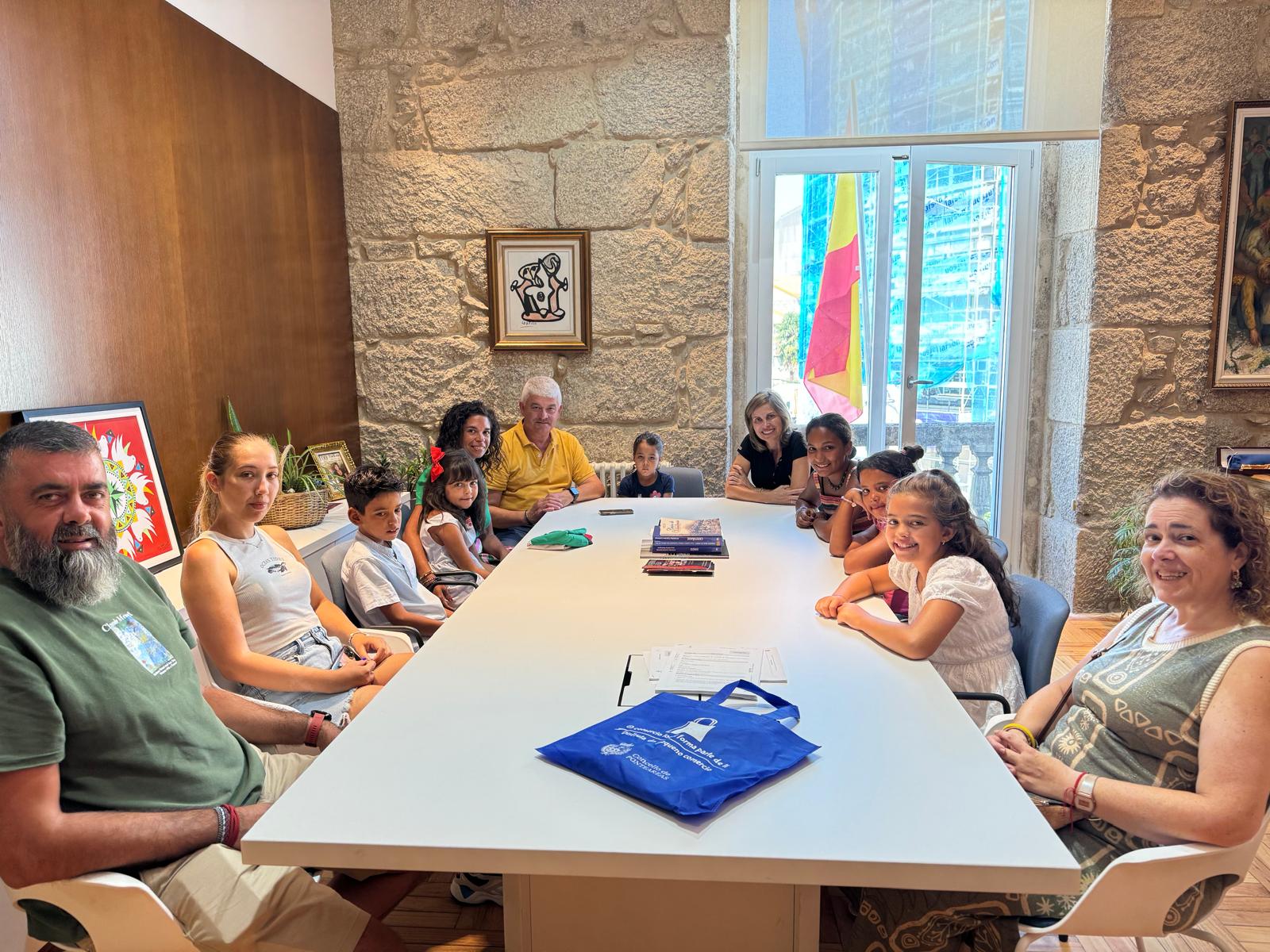 Recepción familias galego-saharauís Ponteareas