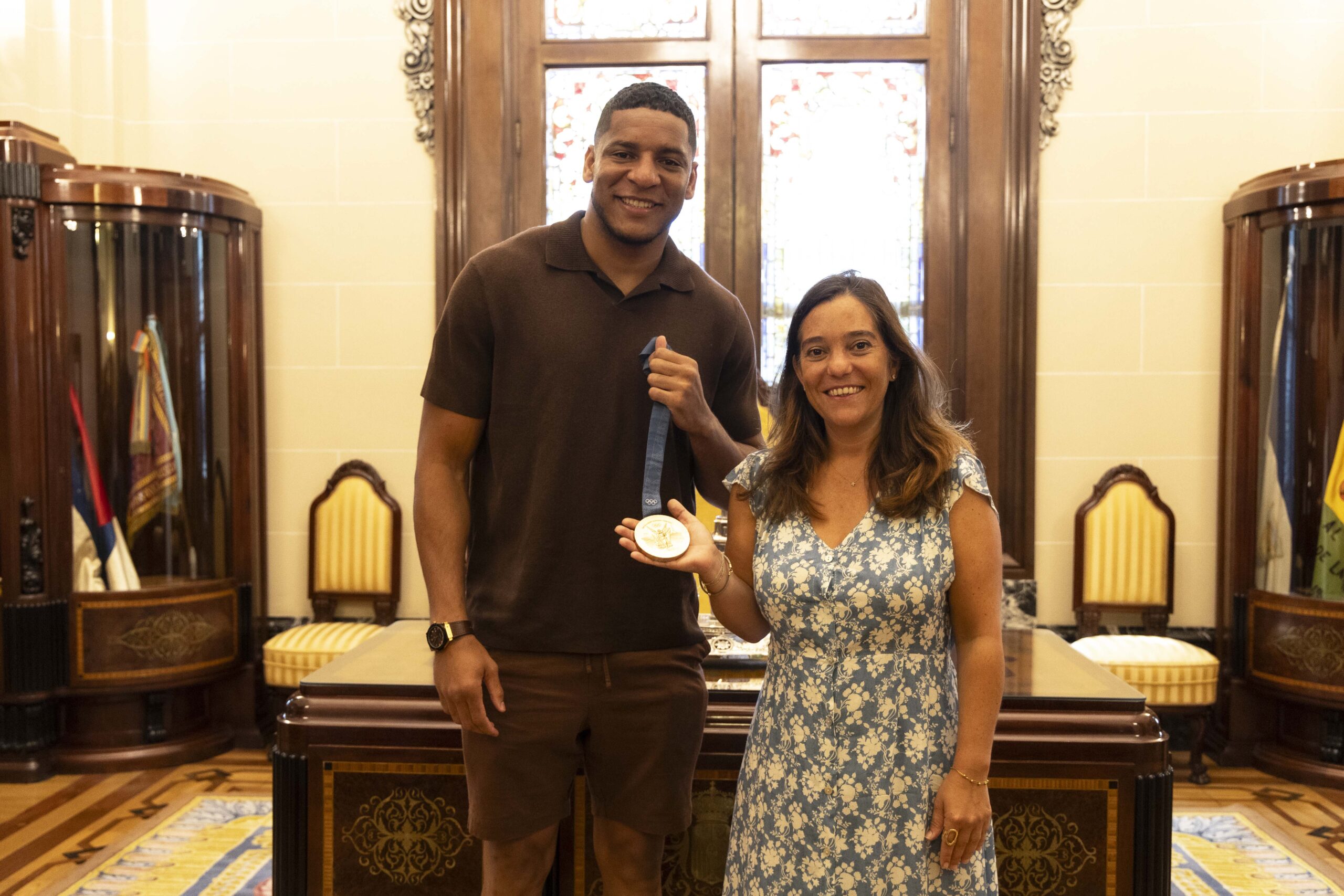 apg_20240816_ALCALDESA_ENMANUEL_REYES_MEDALLISTA_OLIMPICO_BOXEO