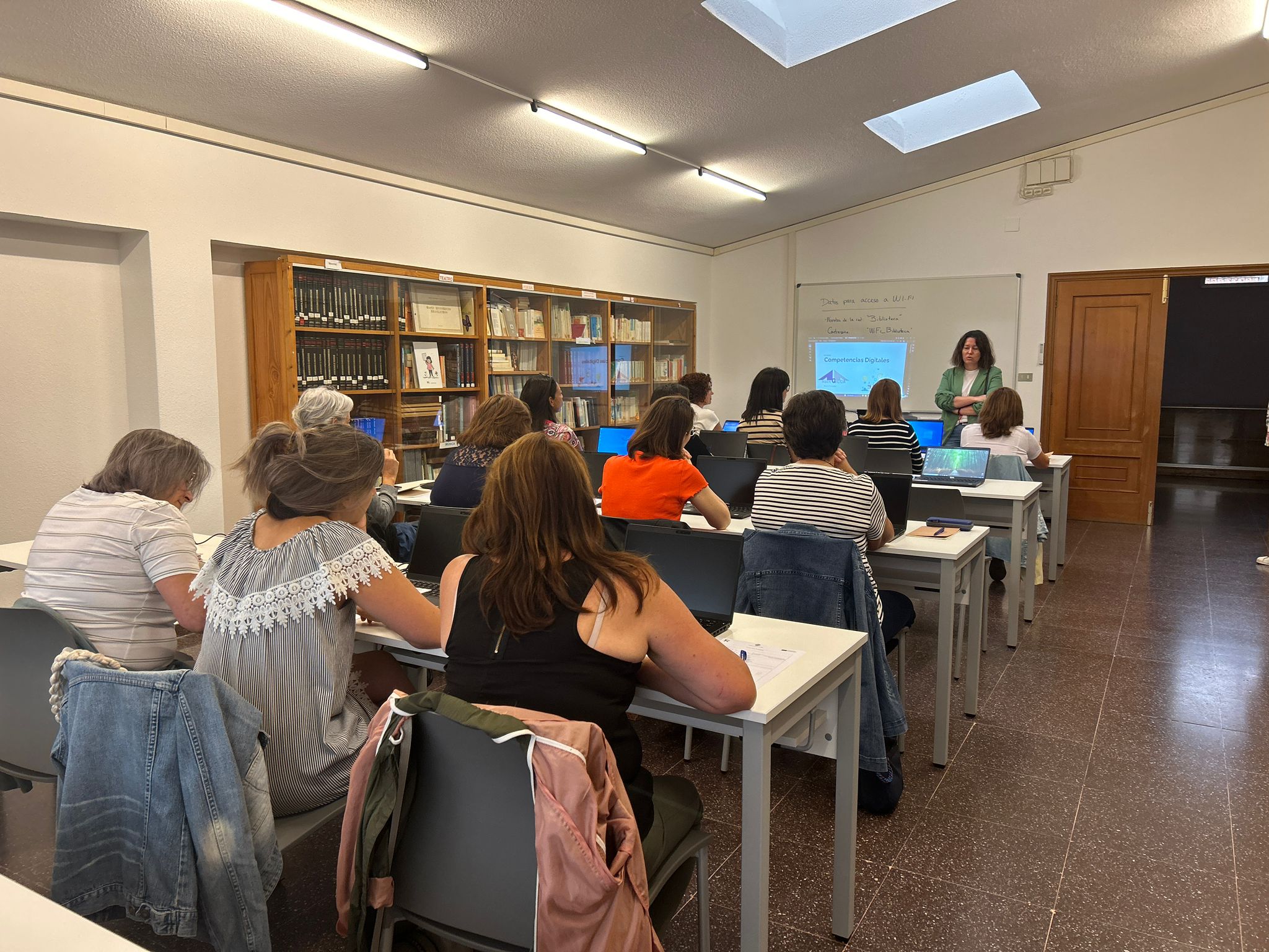 18-09-24_Centro Capacitación Dixital 3