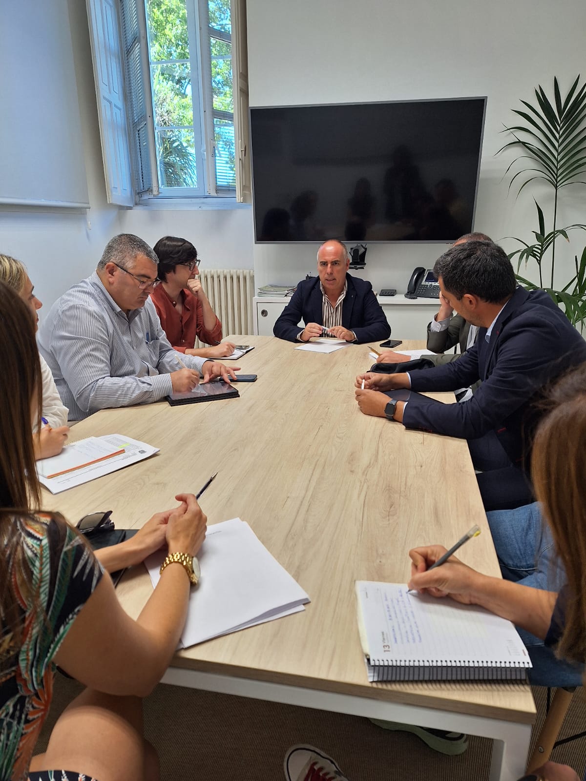 20240921 JAVIER TOURIS XUNTANZA COMUNIDADE ENERXETICA RIBADUMIA1