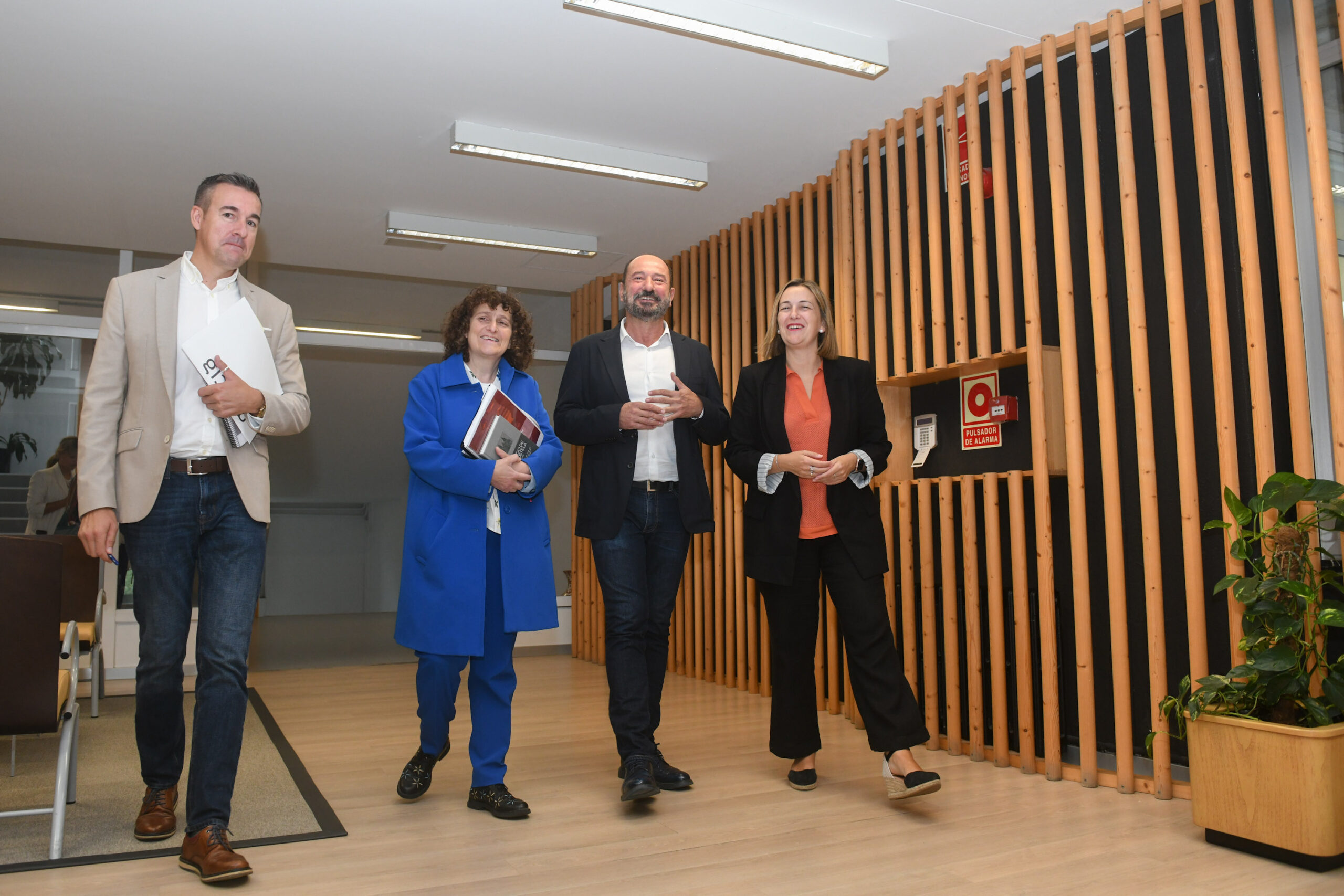 O director de Turismo de Galicia, Xosé Merelles, reúnese coa a