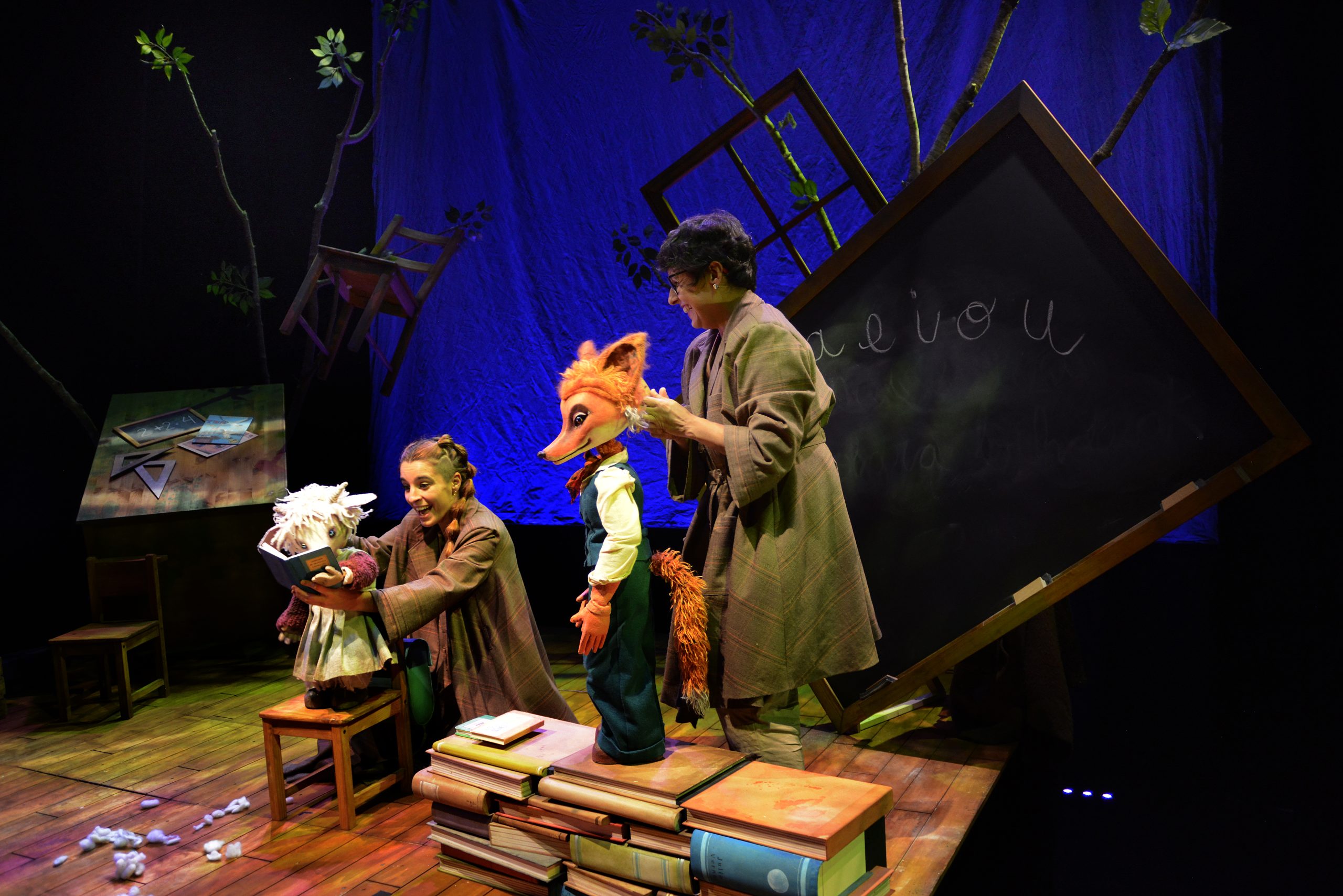 1728045663La_Maestra_Txelu_Angoitia.1