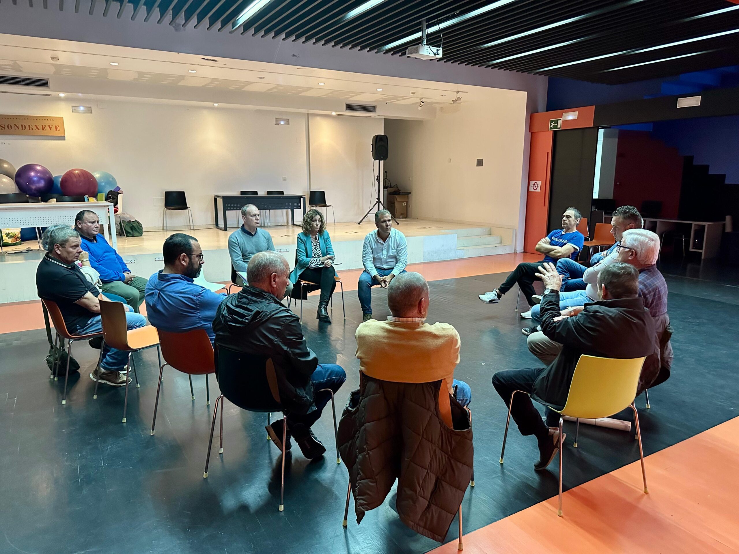 20241016_rafa dominguez_isabel couselo_veciños xeve1