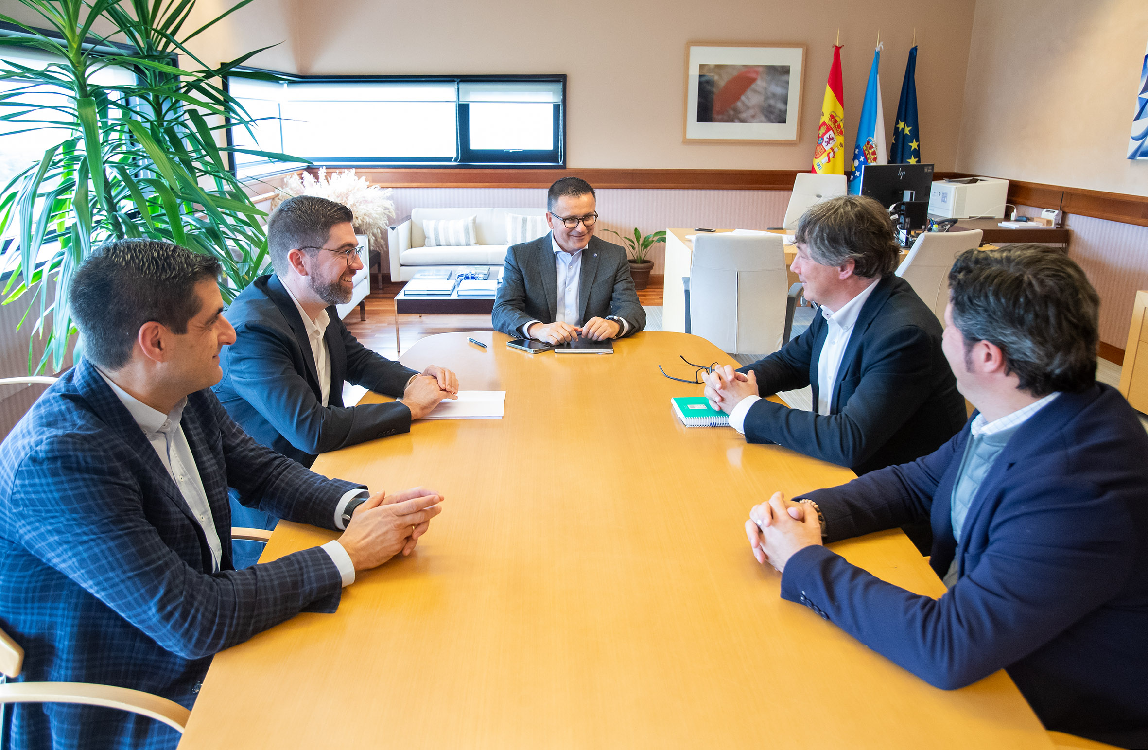 20241020 conselleiro reunion carrefour 1c (1)