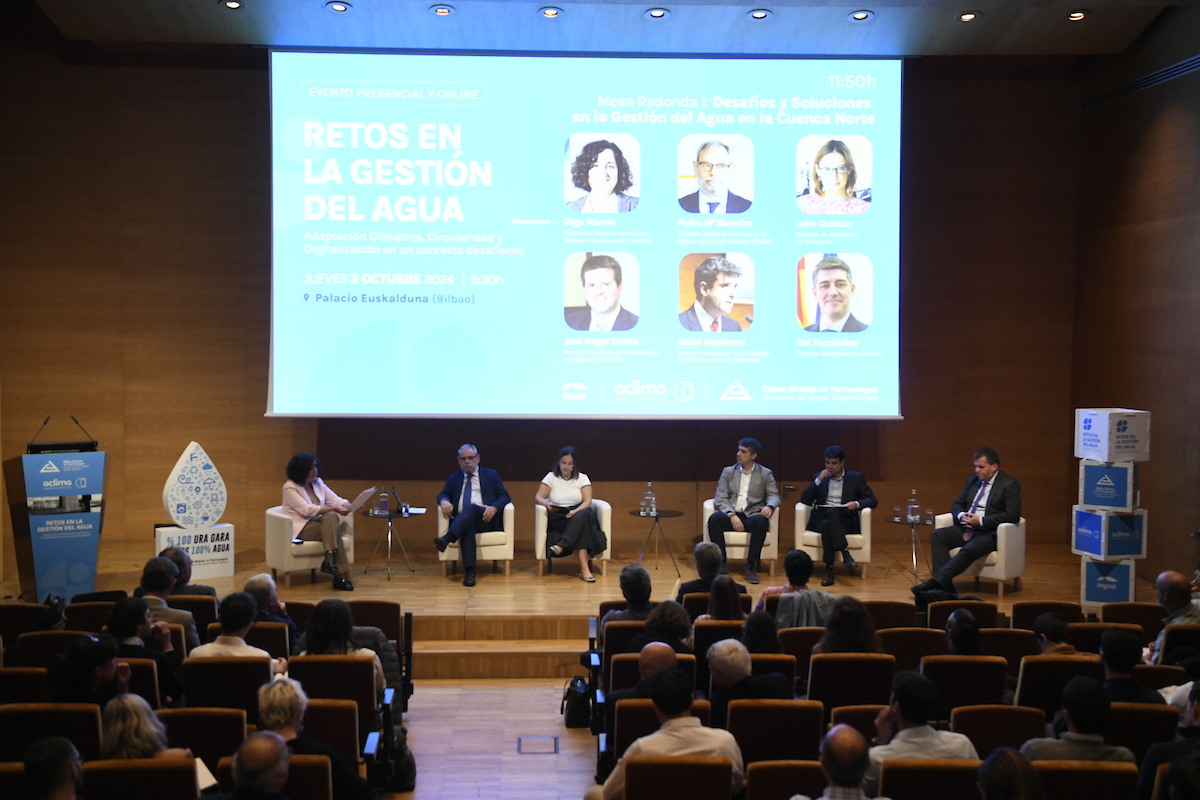 241003 director Augas xornada Bilbao