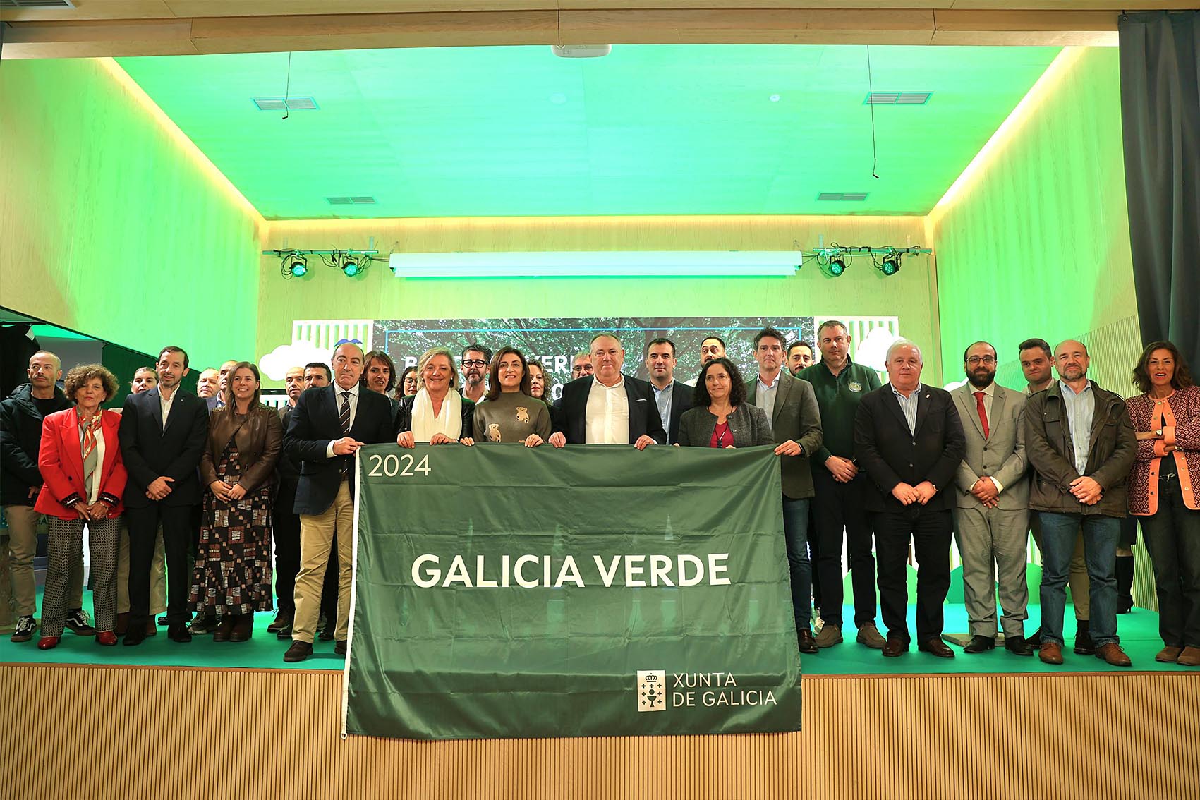 241018 AVM entrega bandeiras verdes 3